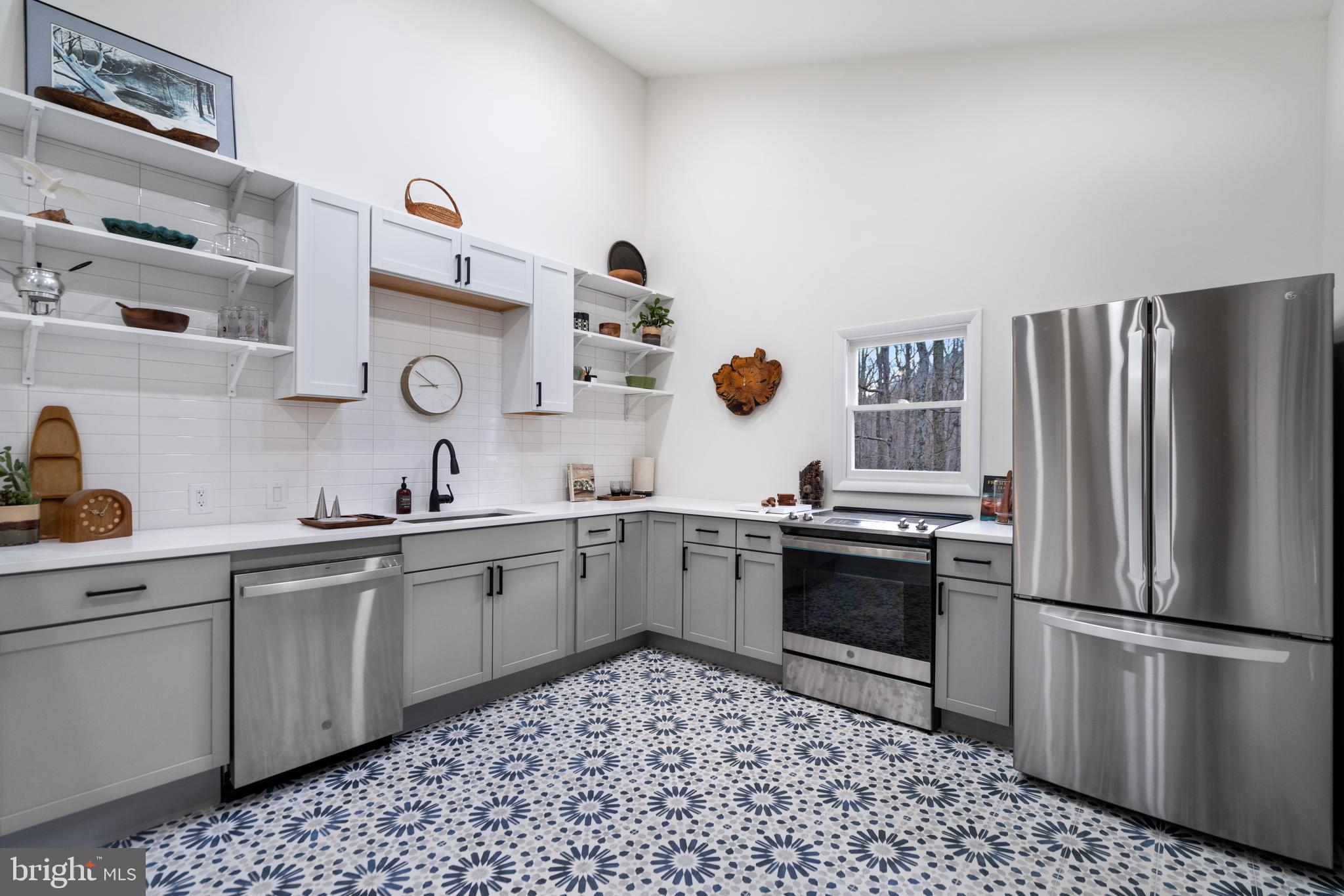 CAPON RIVER VISTA - Residential