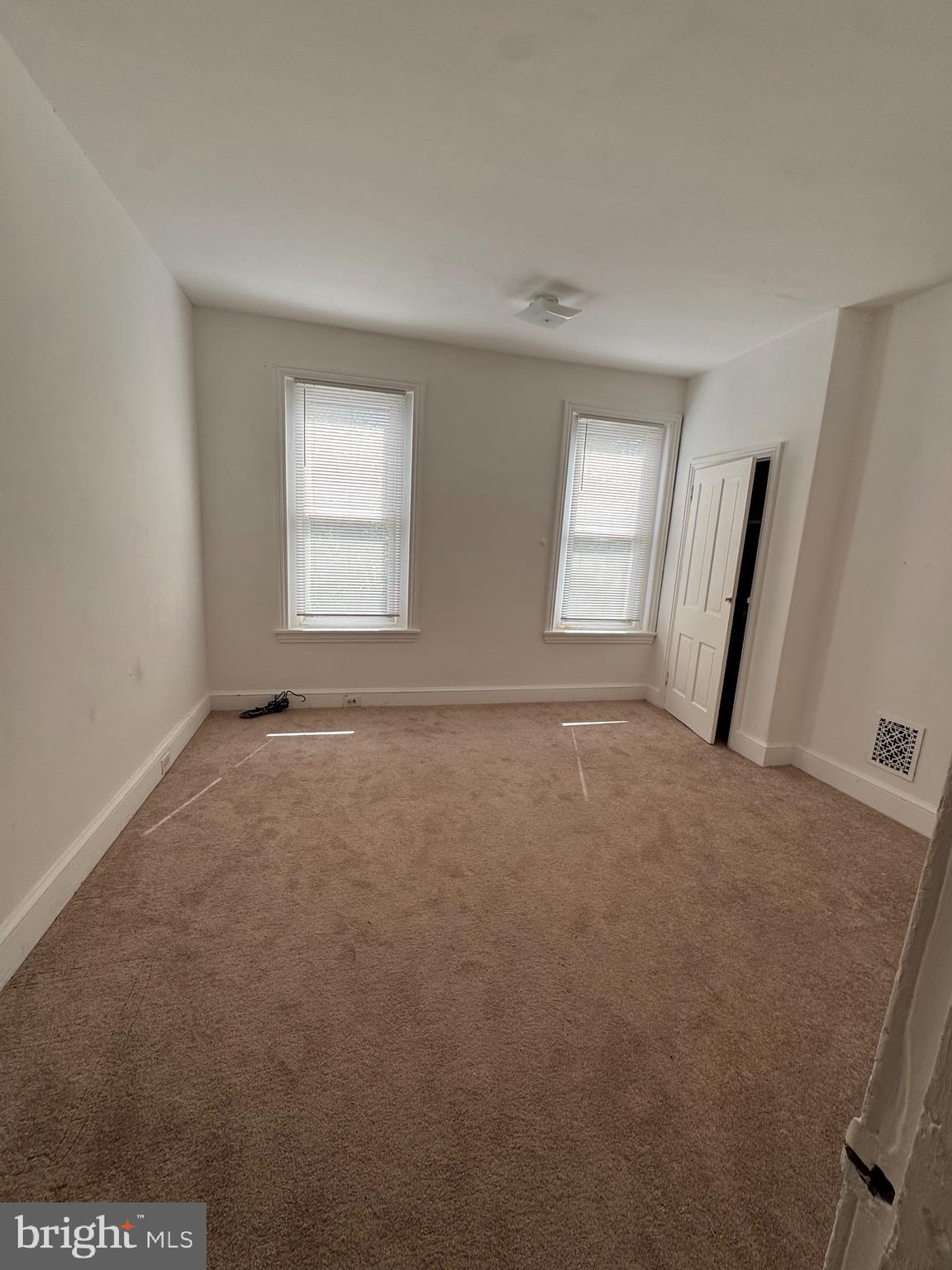 423 TRENTON AVENUE