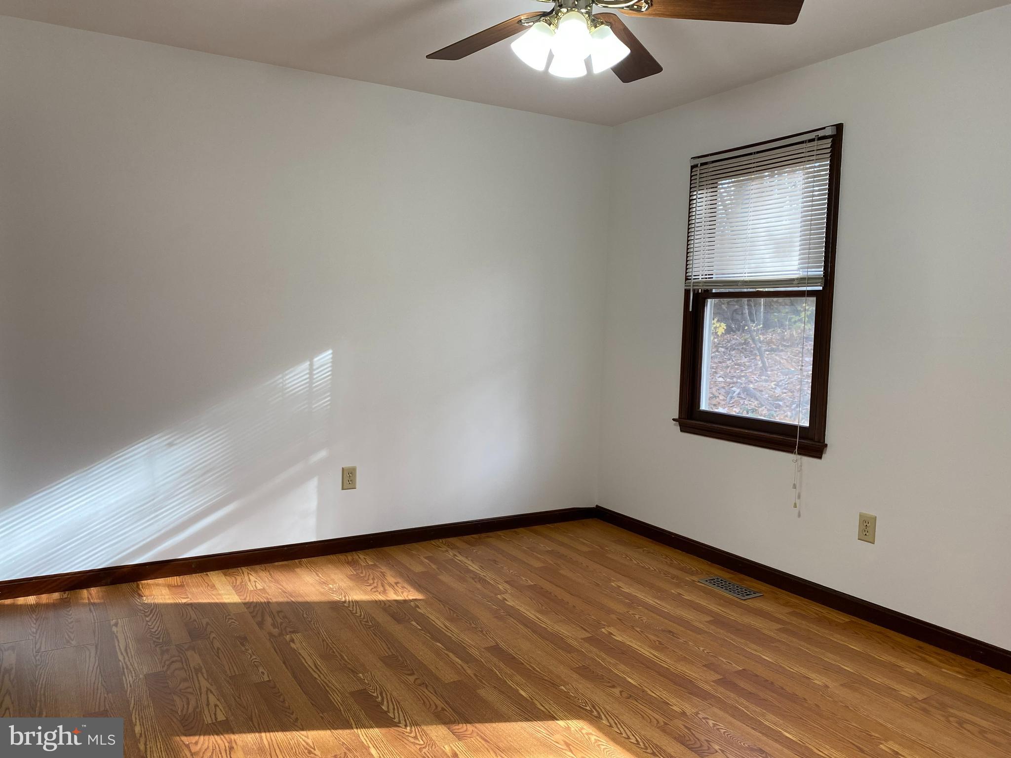 LINGANORE VIEW - Residential Lease