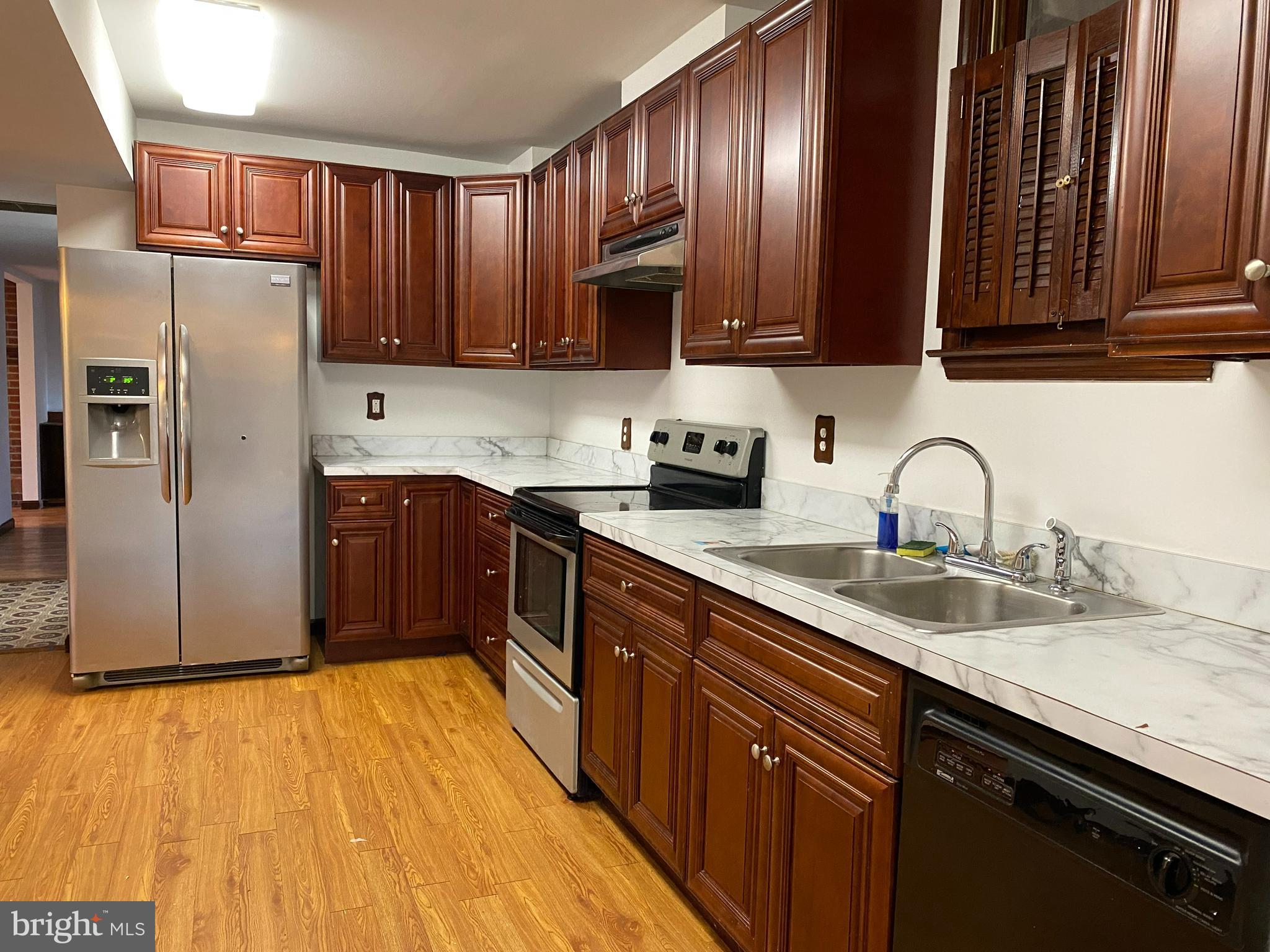 LINGANORE VIEW - Residential Lease