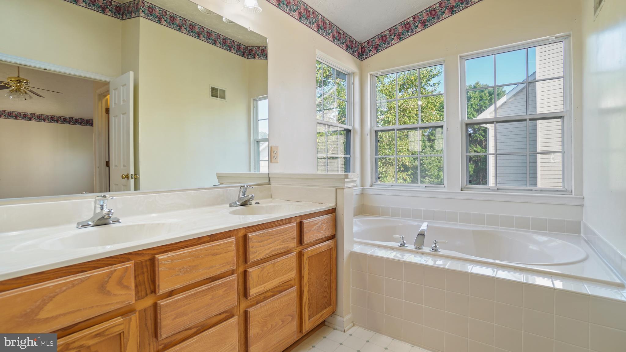 CHAPMAN FARM - Residential