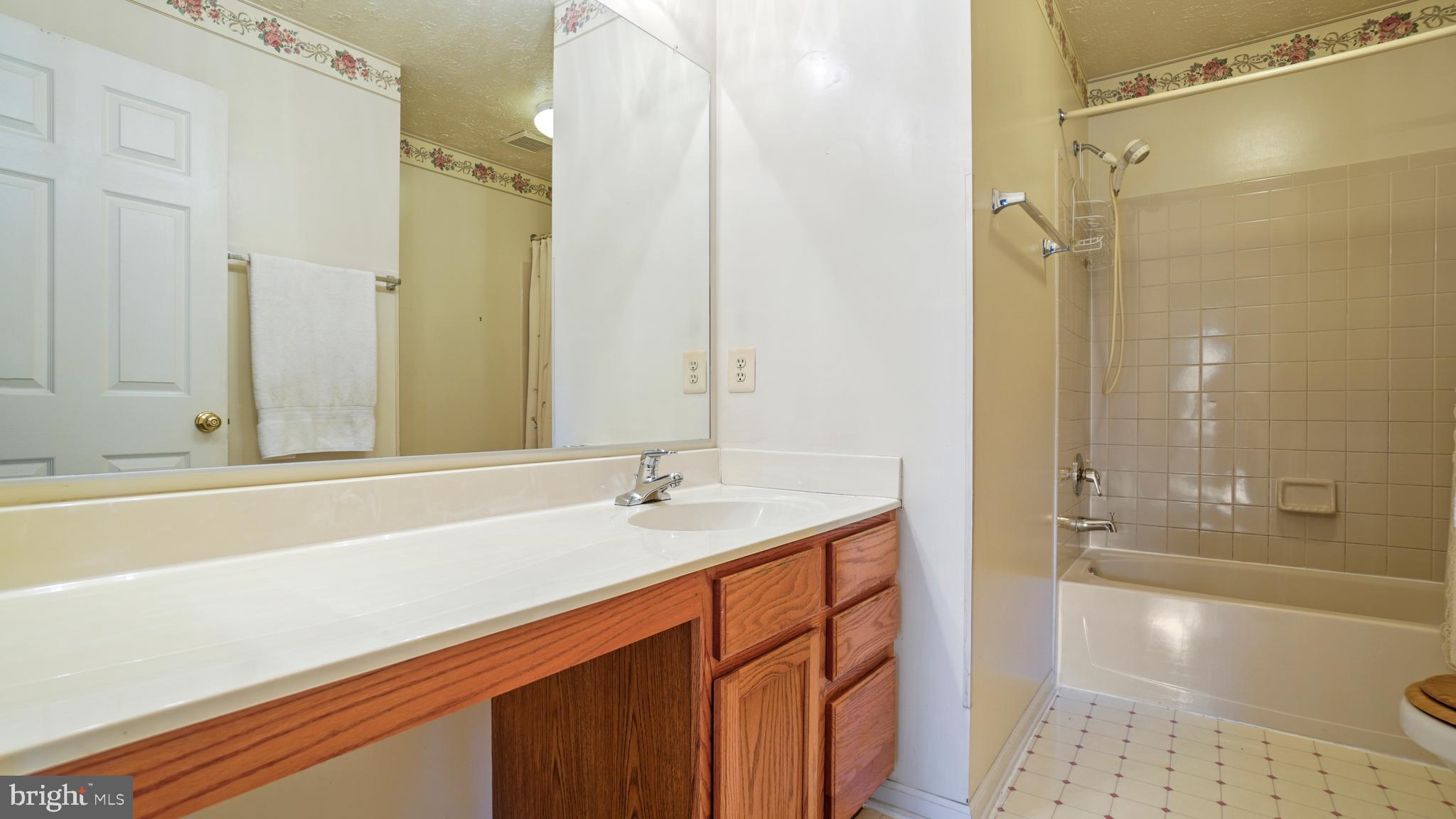 CHAPMAN FARM - Residential