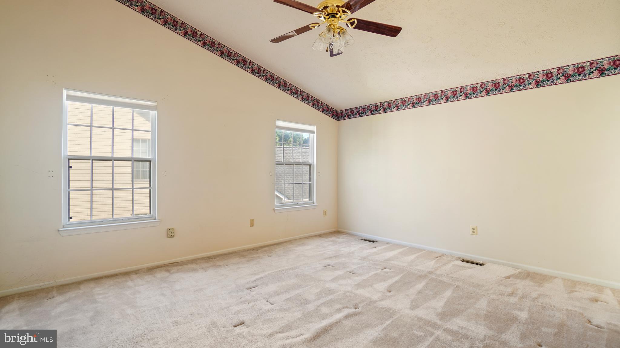 CHAPMAN FARM - Residential