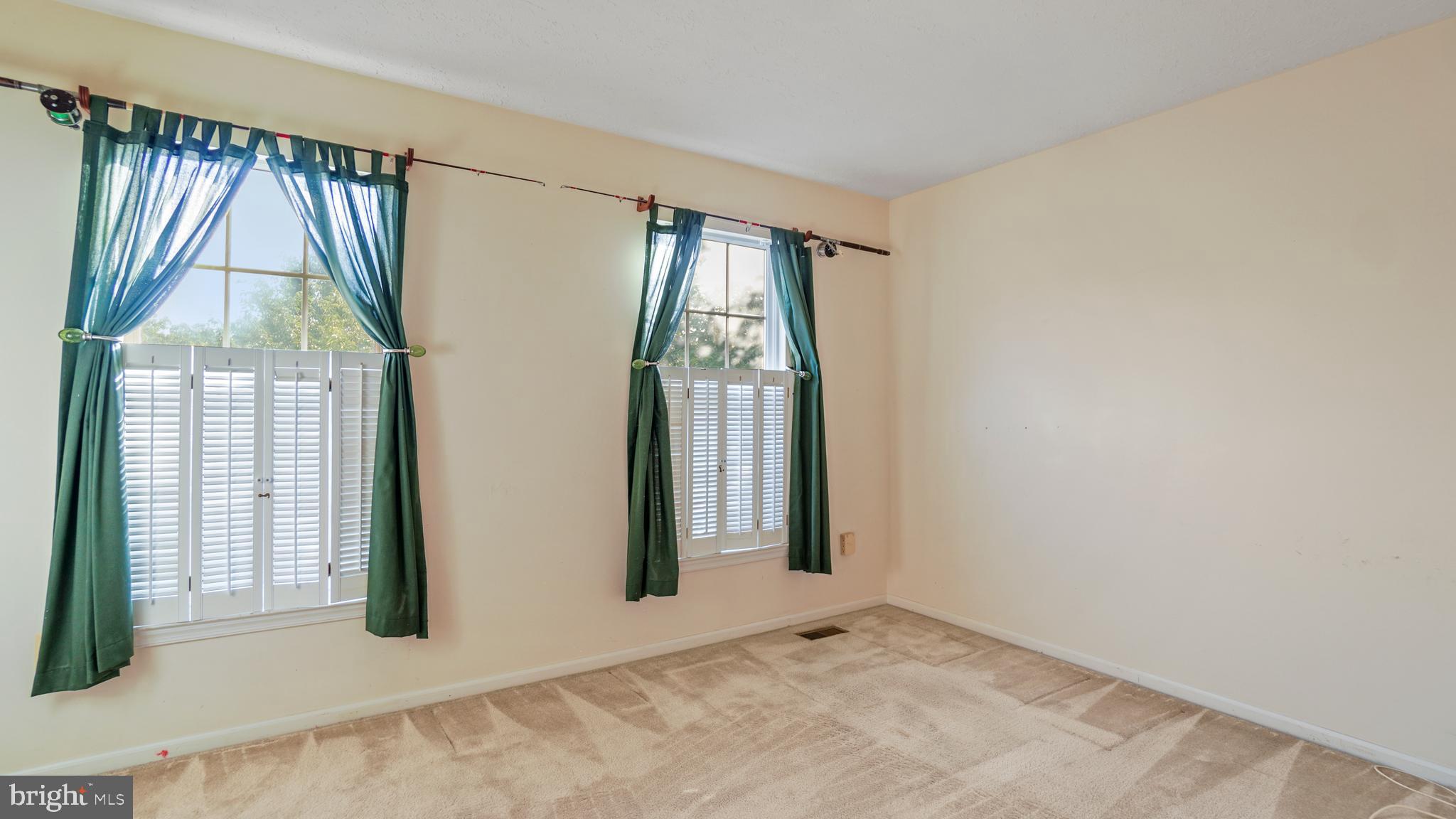 CHAPMAN FARM - Residential