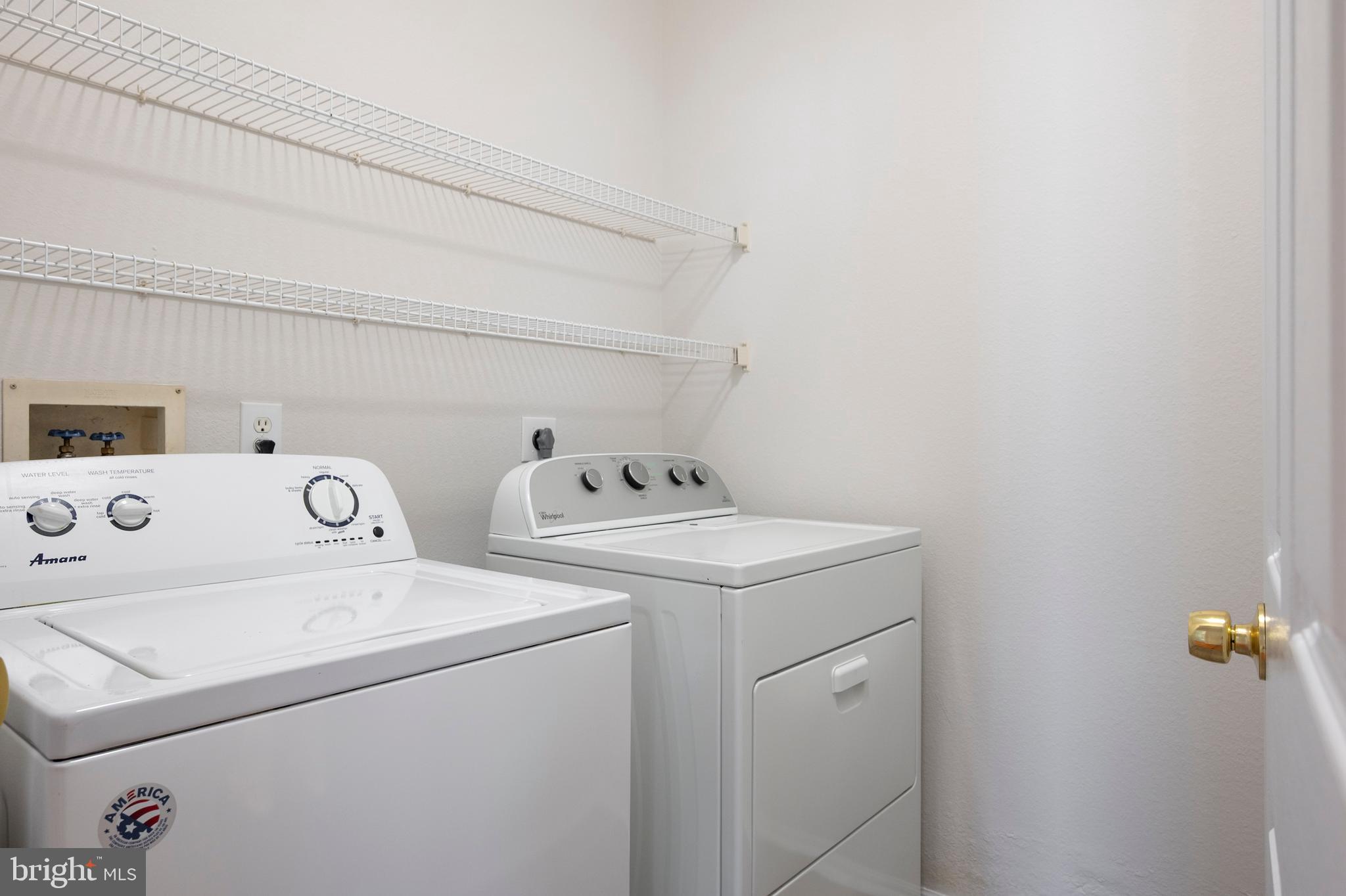 GATES OF MCLEAN - Residential