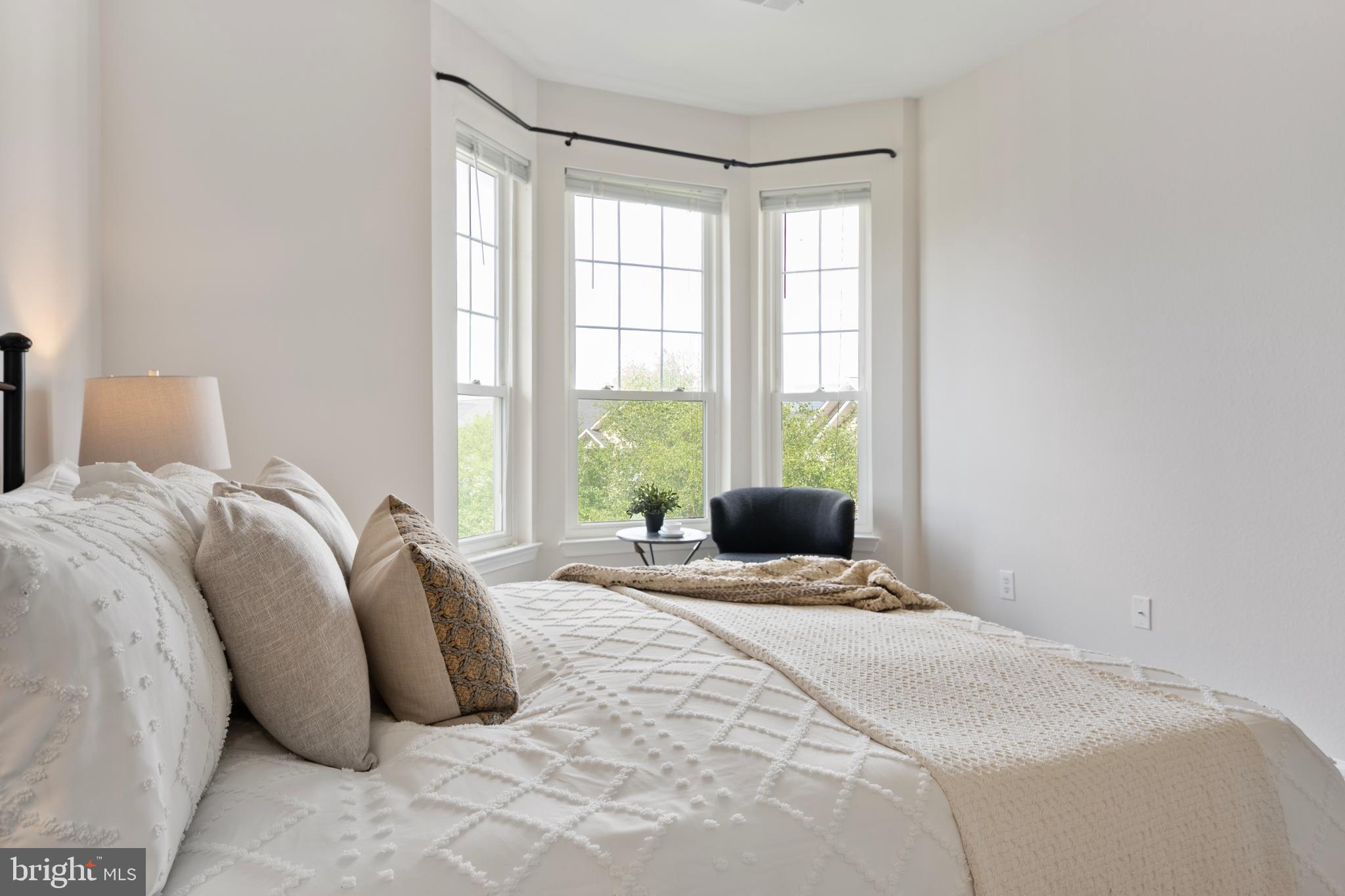 GATES OF MCLEAN - Residential