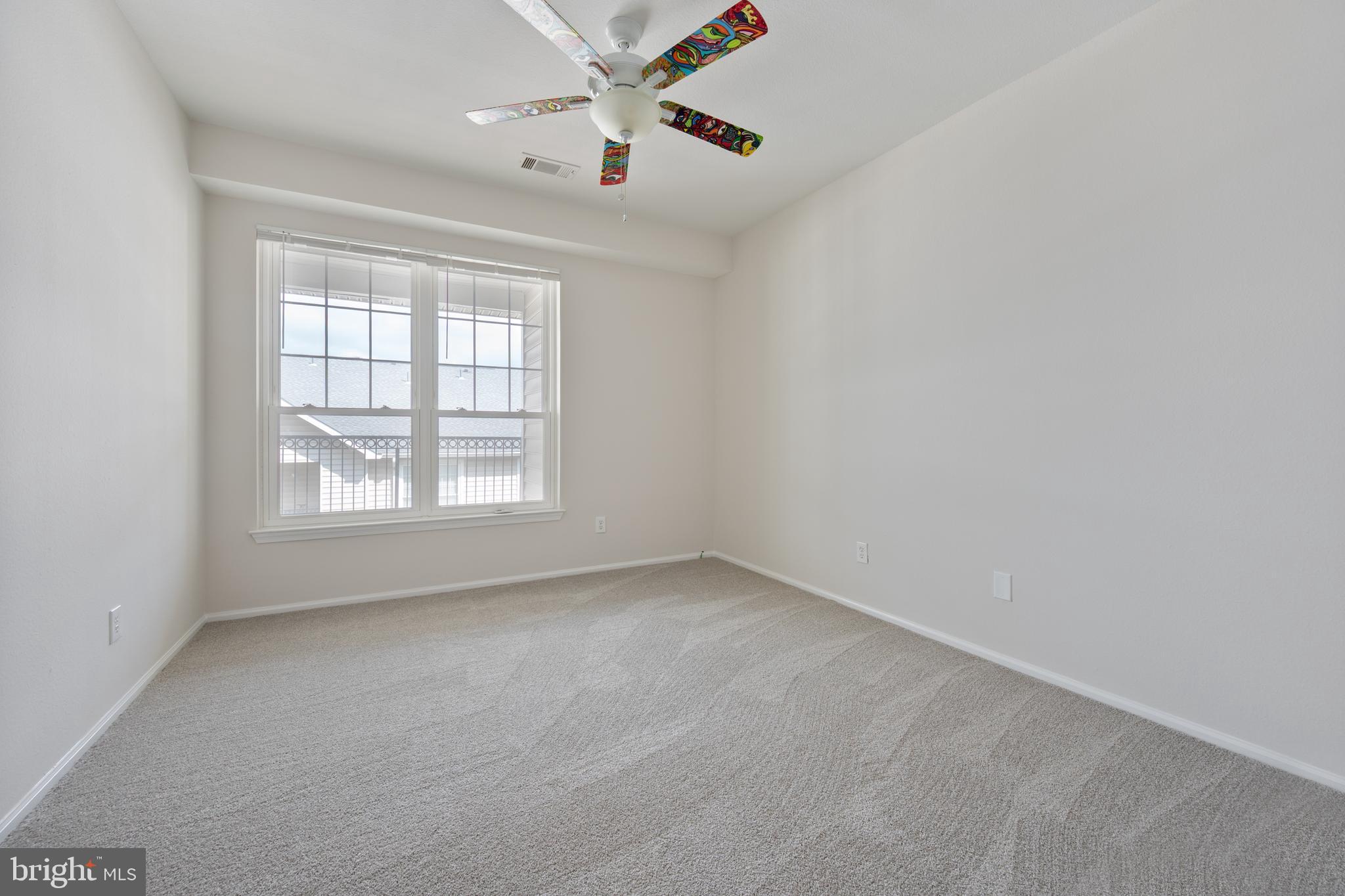 GATES OF MCLEAN - Residential