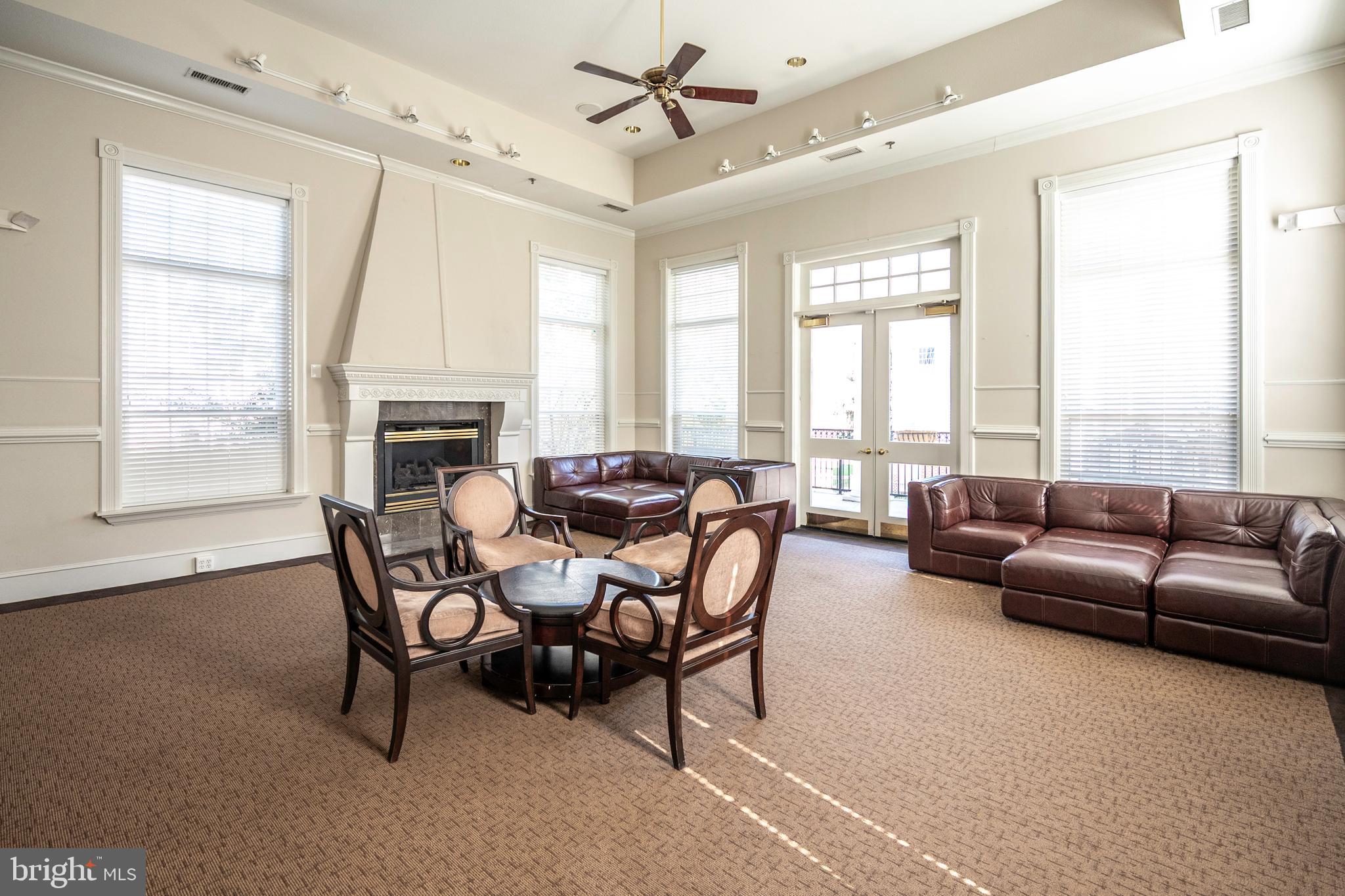 GATES OF MCLEAN - Residential