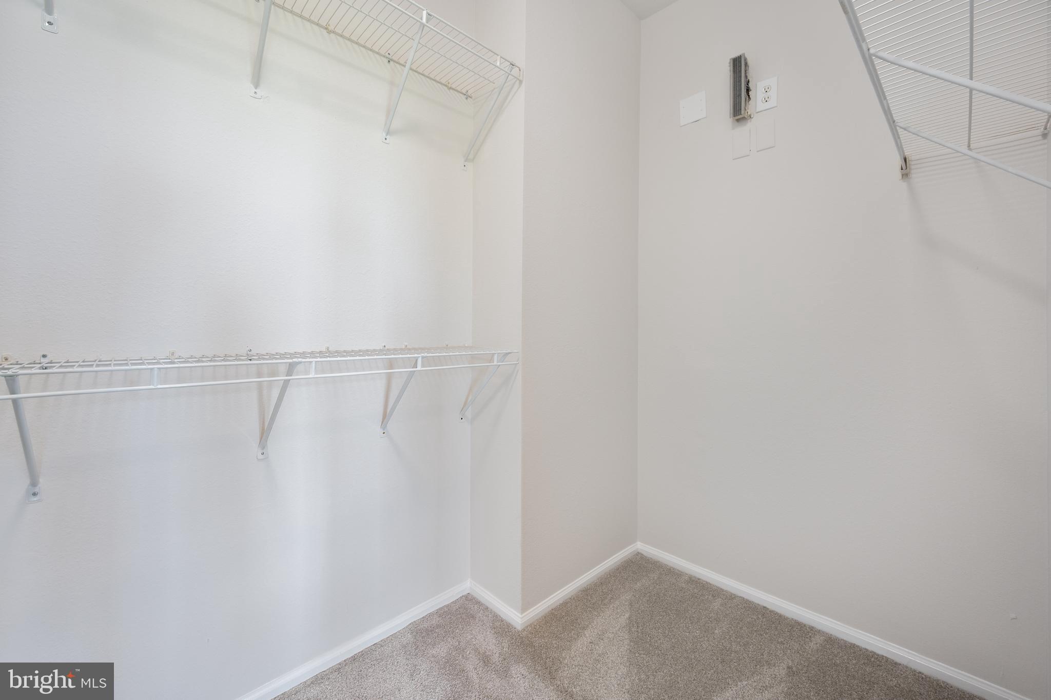 GATES OF MCLEAN - Residential