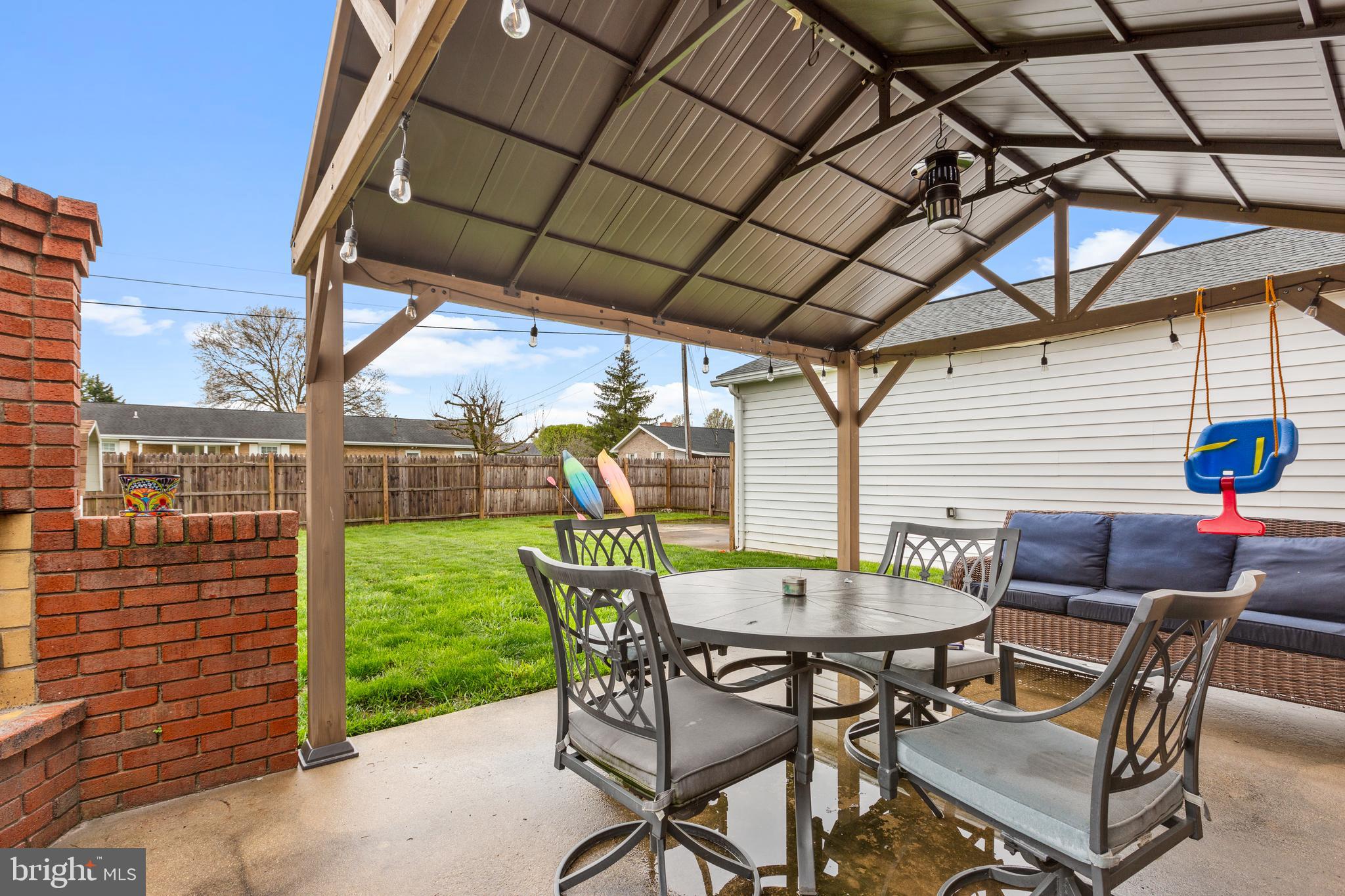 SKY-LIN PARK - Residential