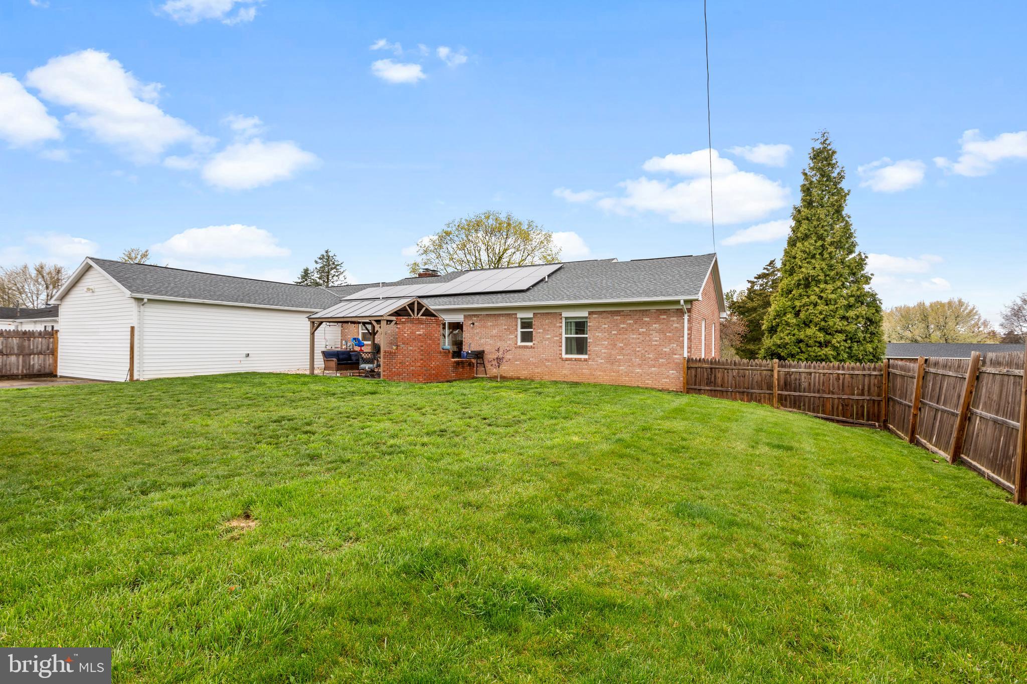 SKY-LIN PARK - Residential