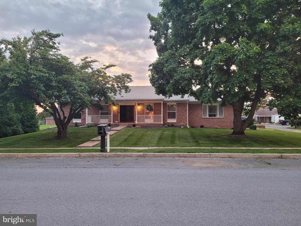 SKY-LIN PARK - Residential