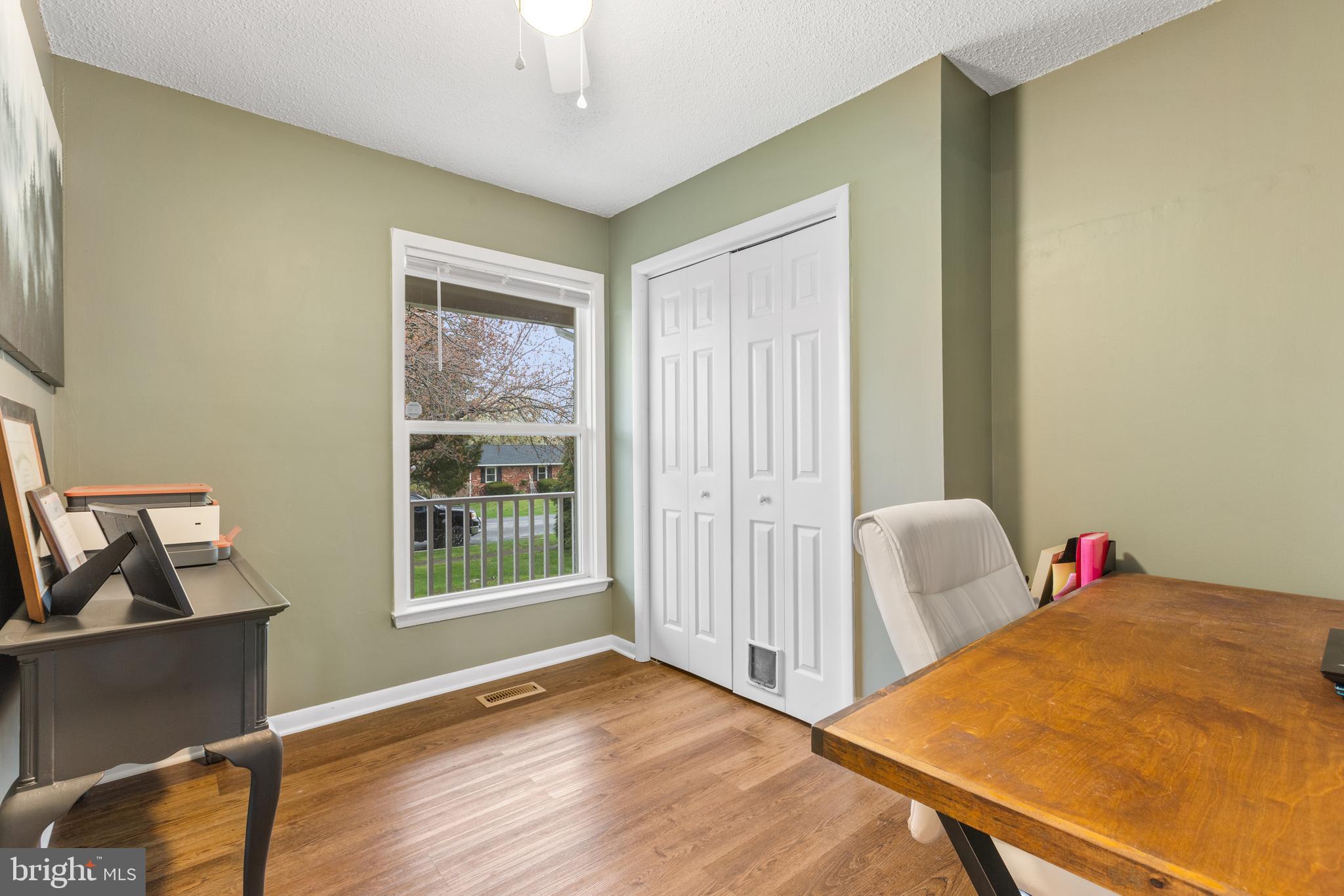 SKY-LIN PARK - Residential