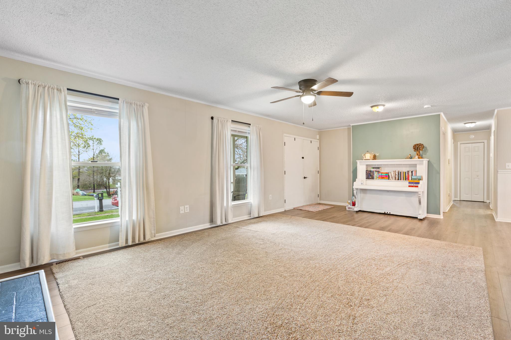 SKY-LIN PARK - Residential