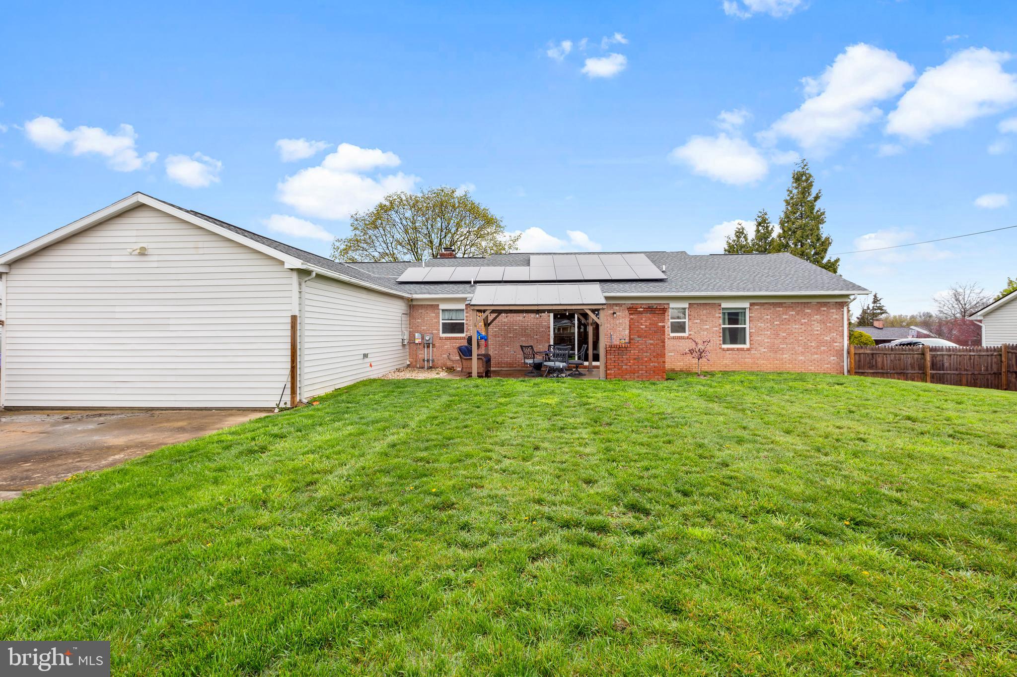 SKY-LIN PARK - Residential