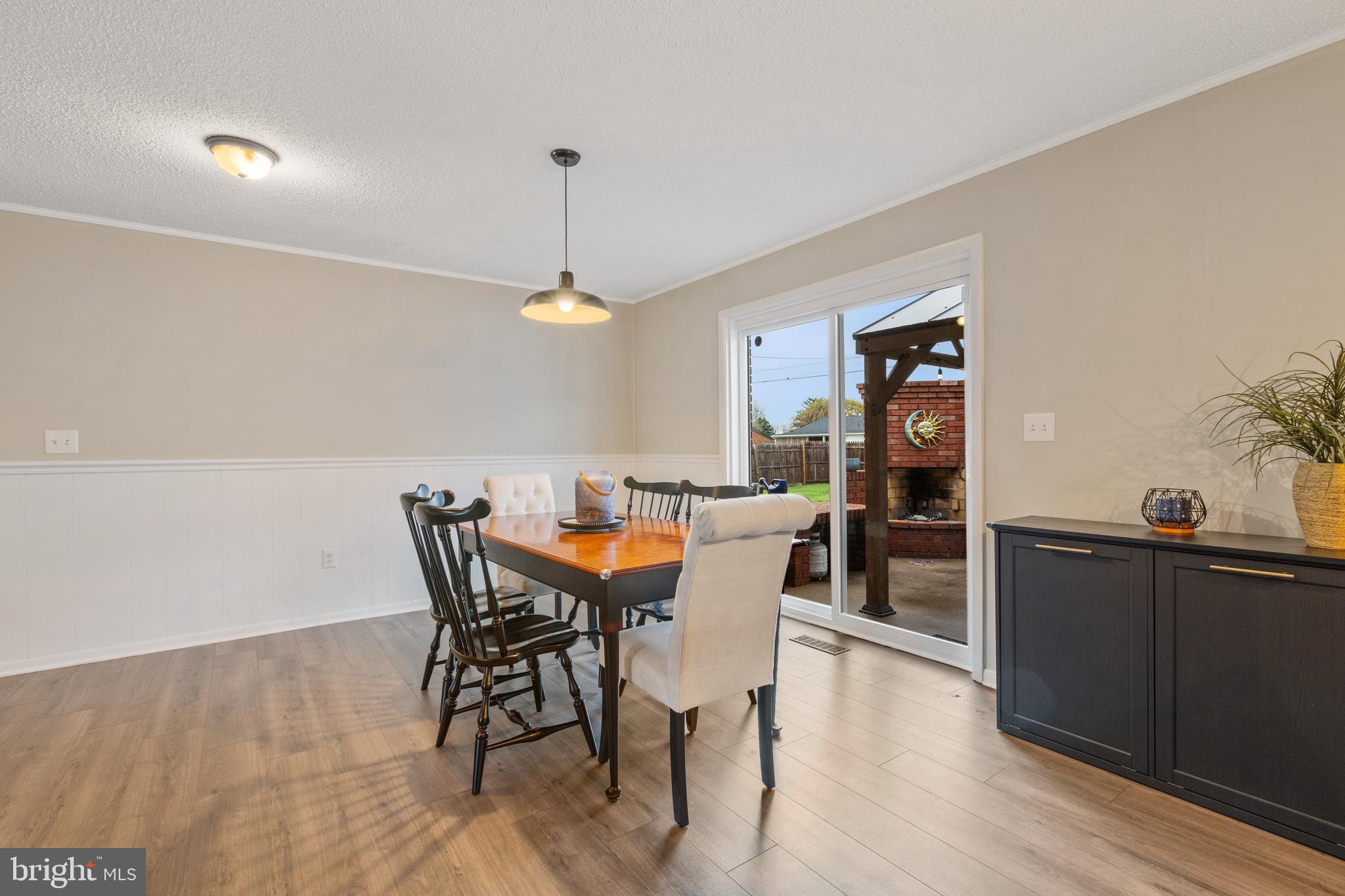 SKY-LIN PARK - Residential