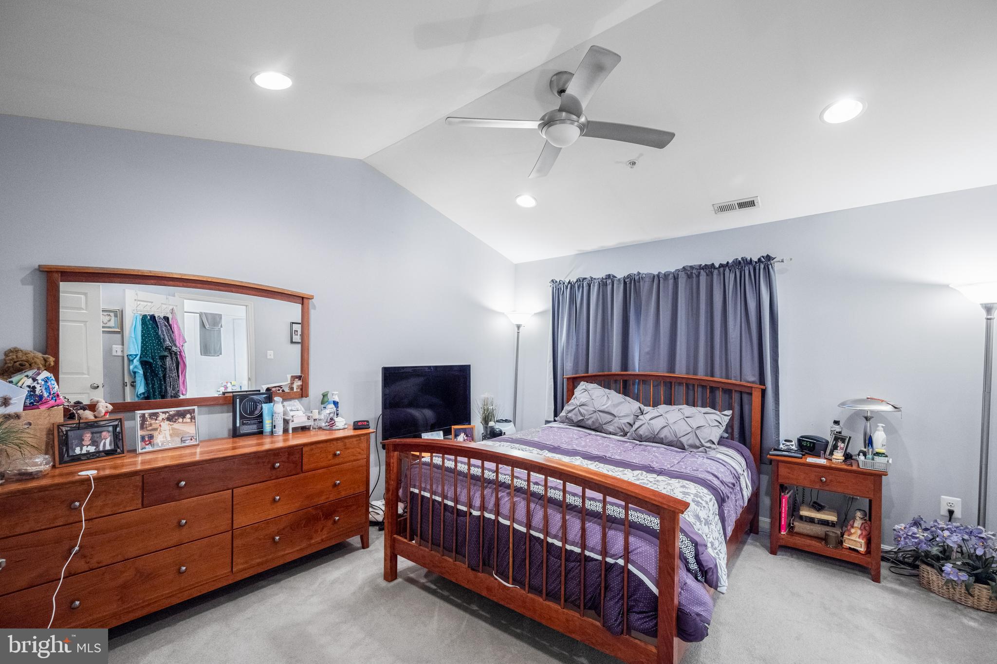 CHAPEL GROVE - Residential