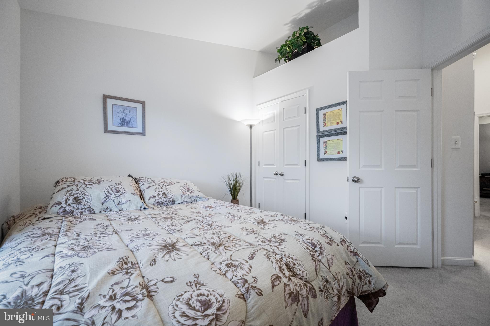 CHAPEL GROVE - Residential