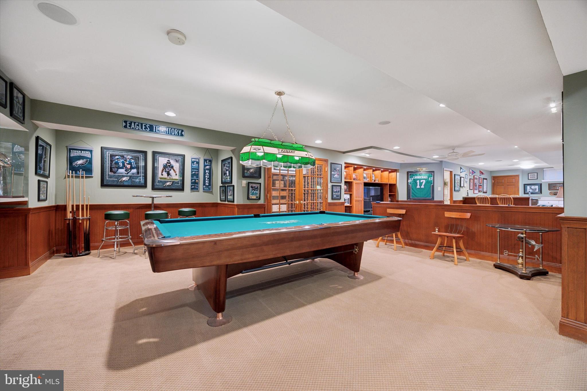 HILLCREST MDWS - Residential