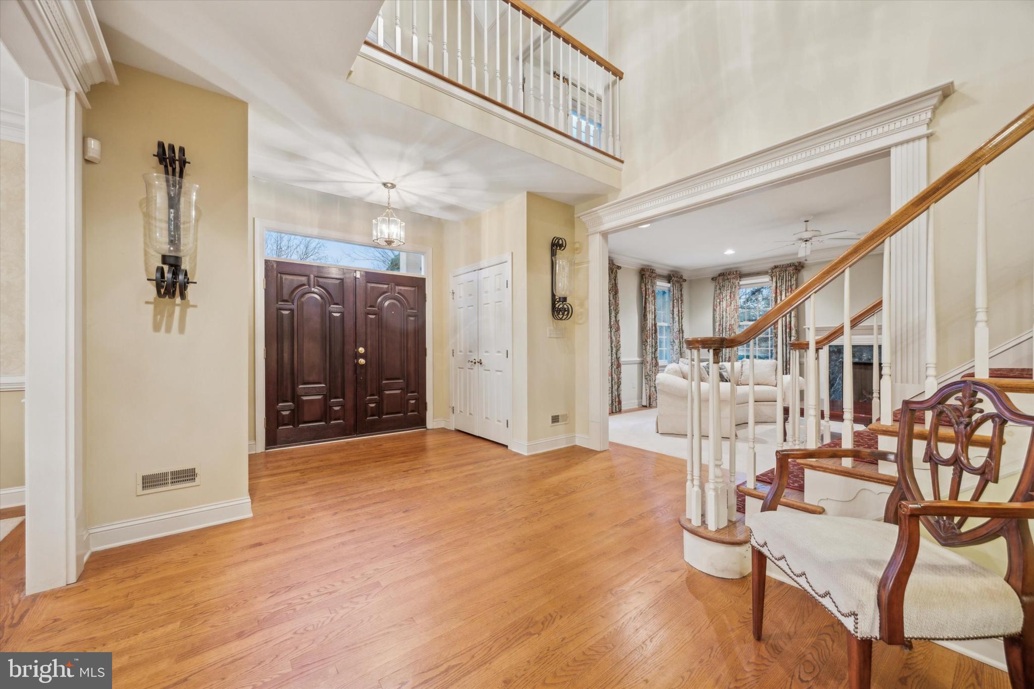 HILLCREST MDWS - Residential