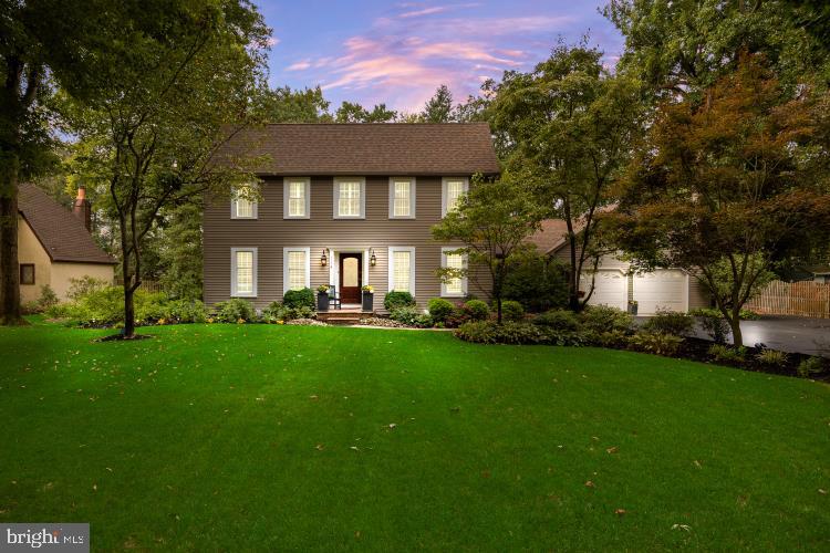 114 LAUREL LANE