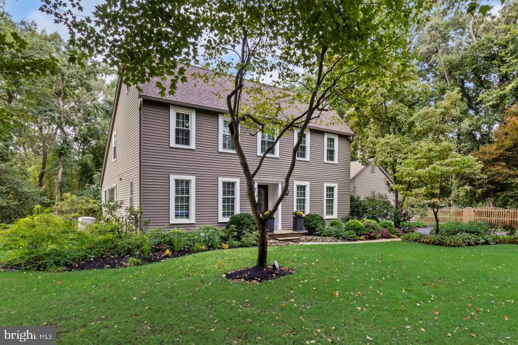 114 LAUREL LANE