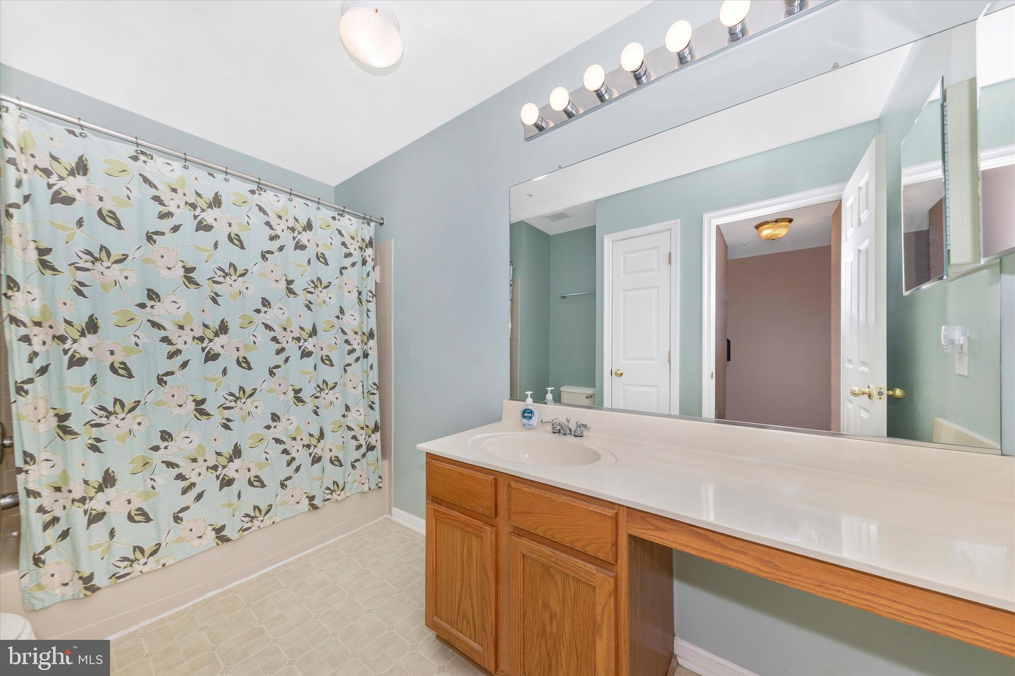 KINGSBROOK - Residential