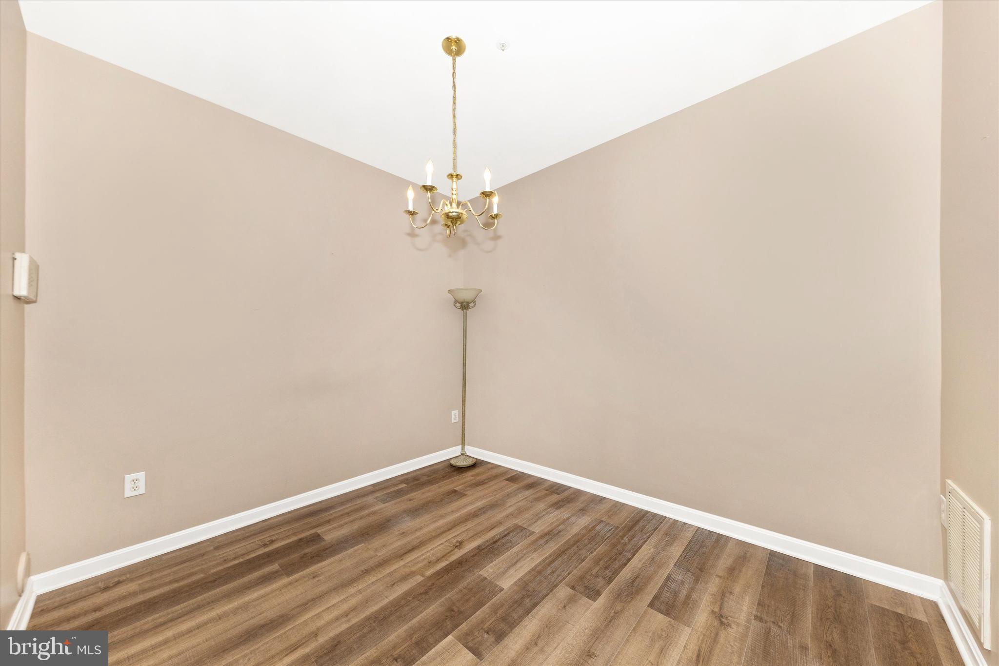 KINGSBROOK - Residential