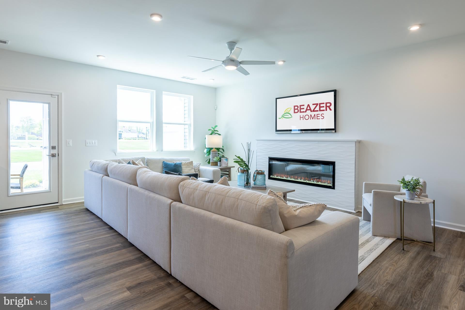 21028 BLUE JAY DRIVE