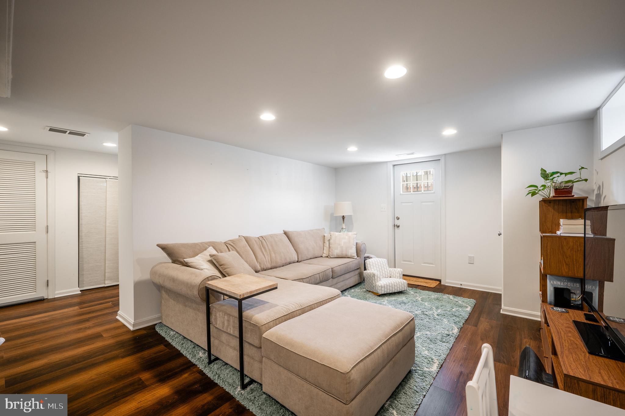 DEL RAY - Residential