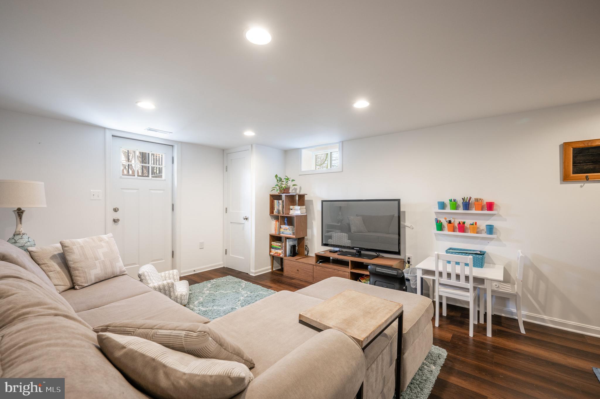 DEL RAY - Residential