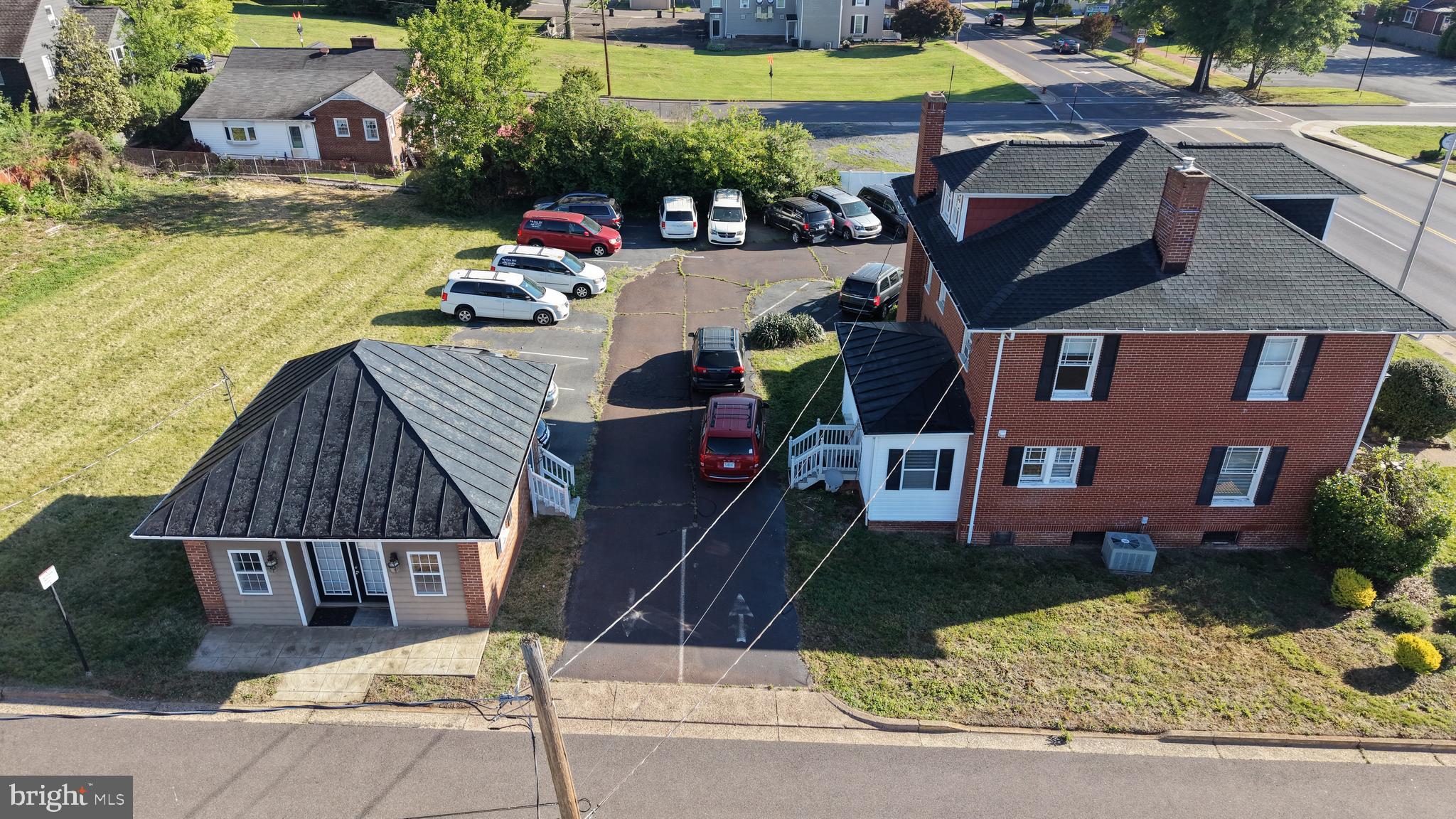 810 S MAIN STREET