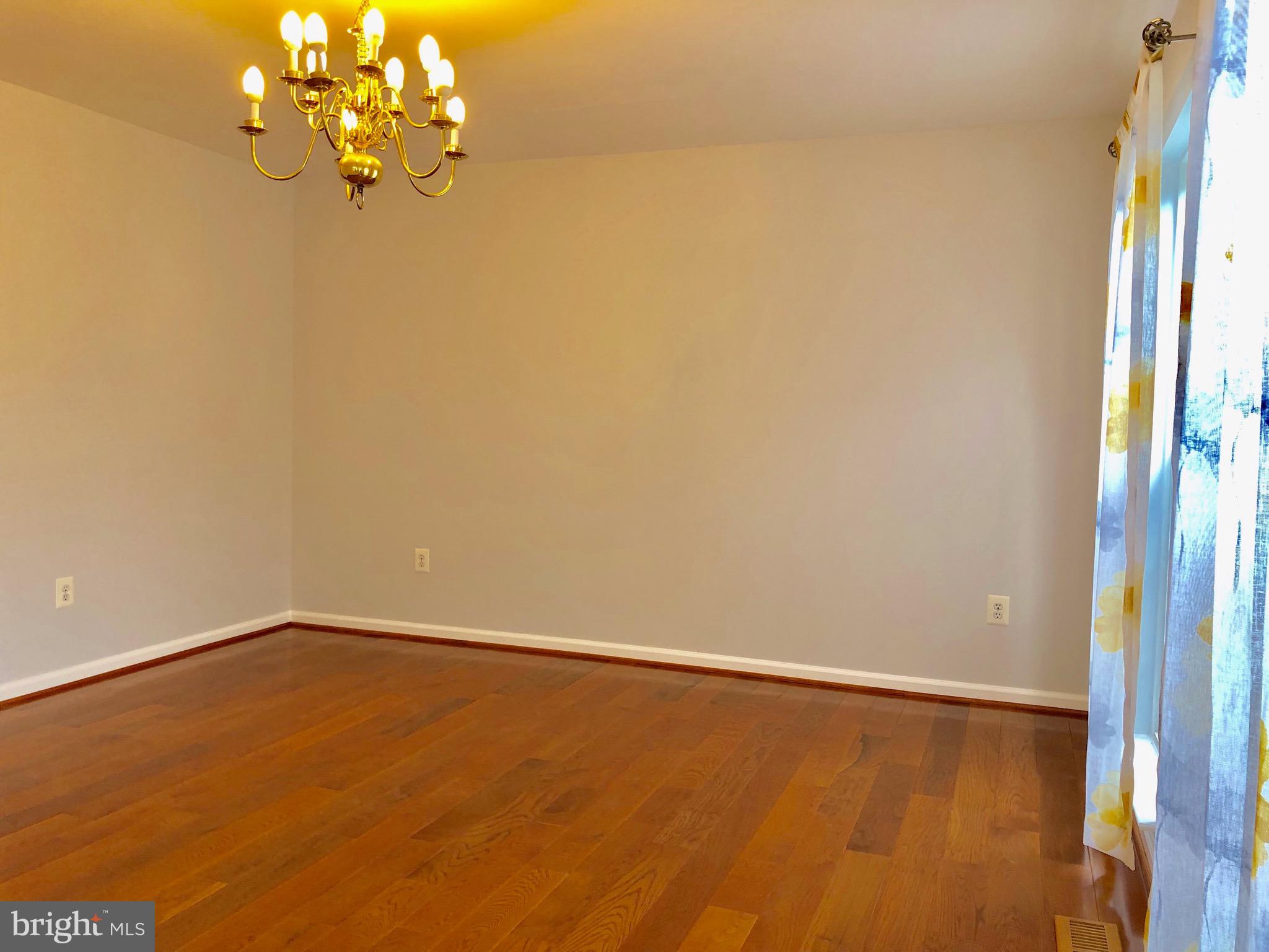 WALNUT RIDGE - Residential Lease