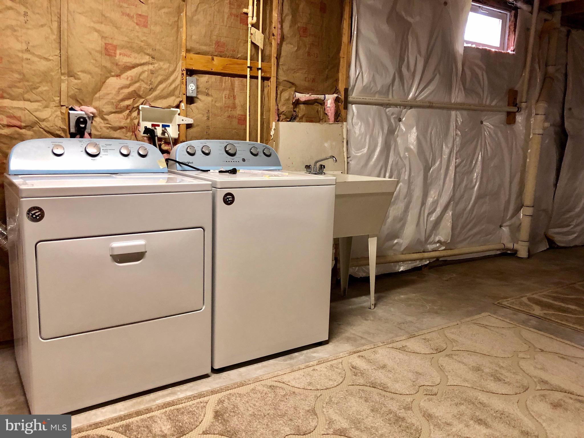 WALNUT RIDGE - Residential Lease