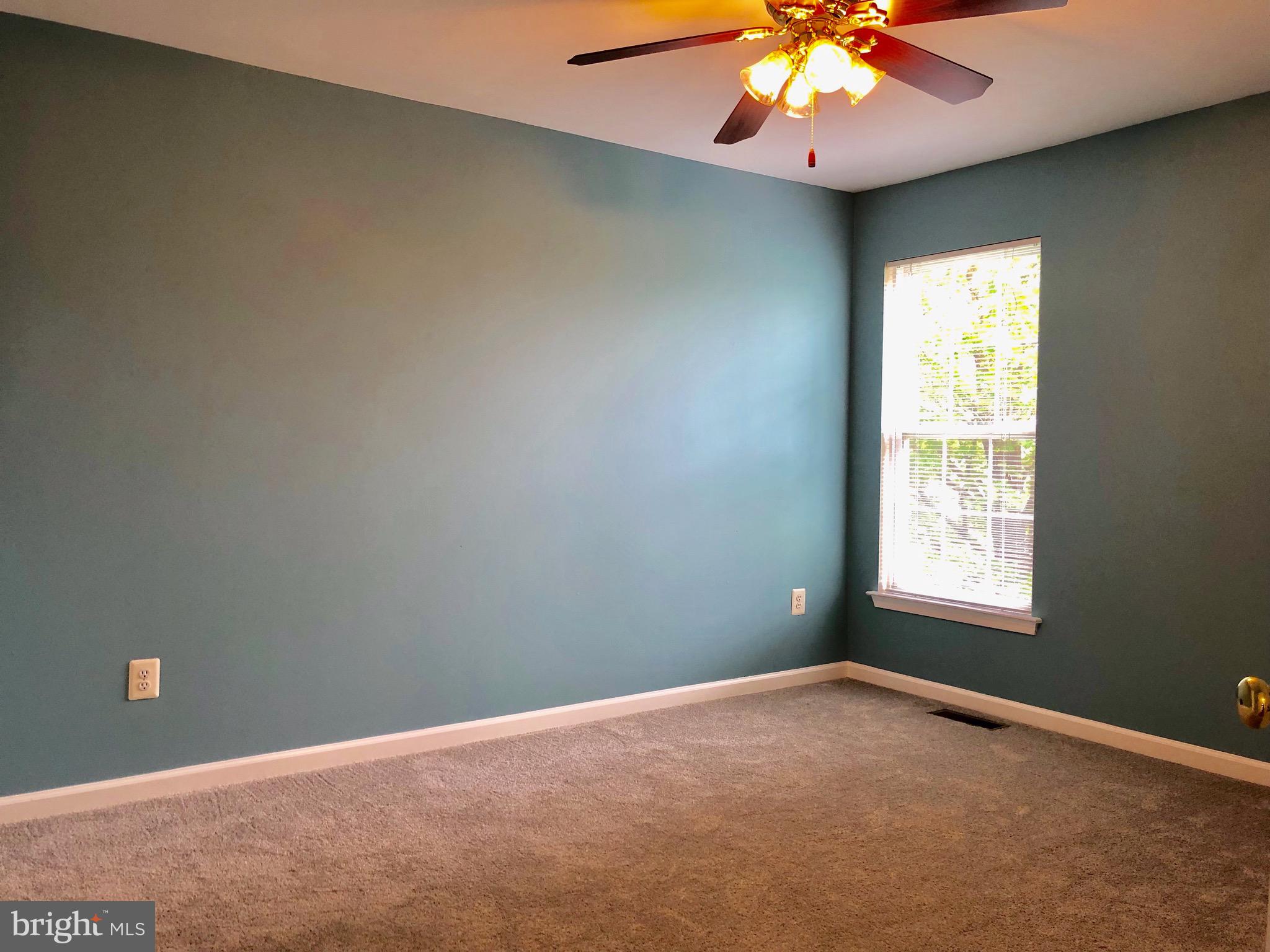 WALNUT RIDGE - Residential Lease