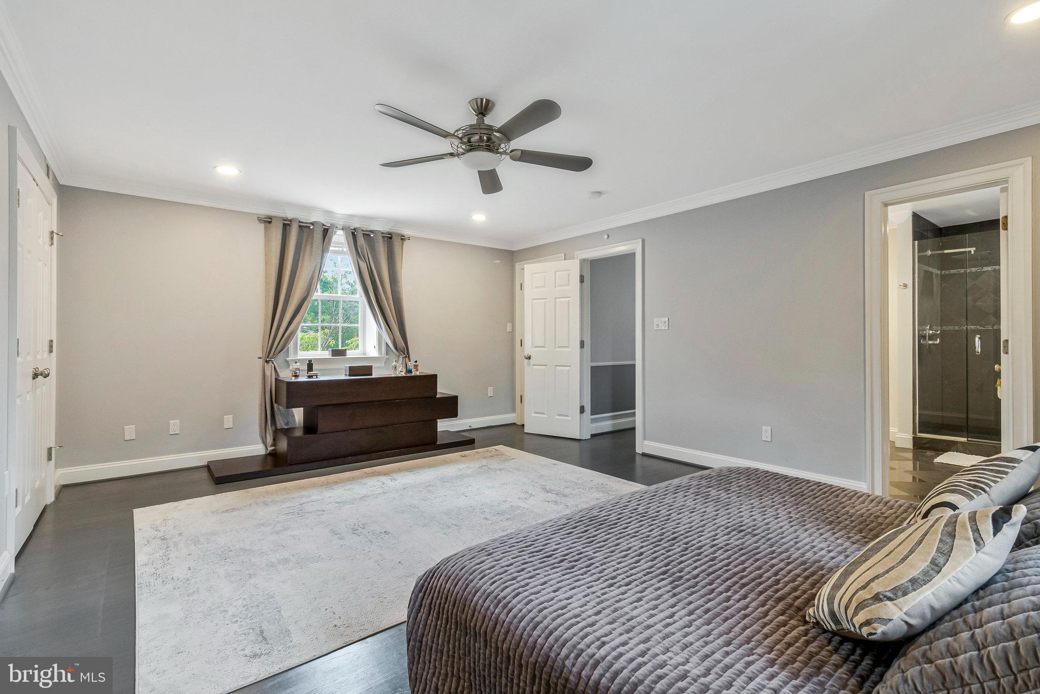 CREST OF WICKFORD - Residential