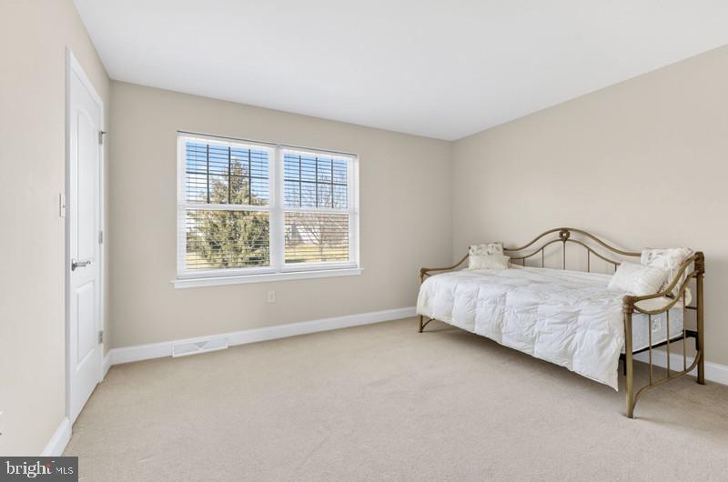 BRIGHTON - Residential