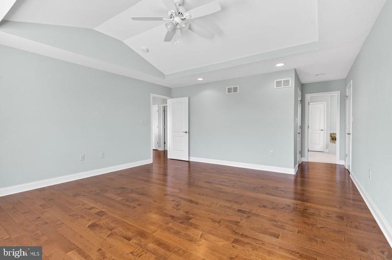 BRIGHTON - Residential