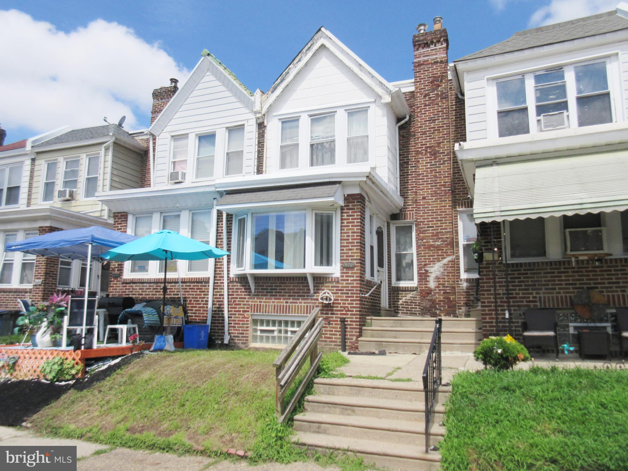 LAWNDALE - Residential