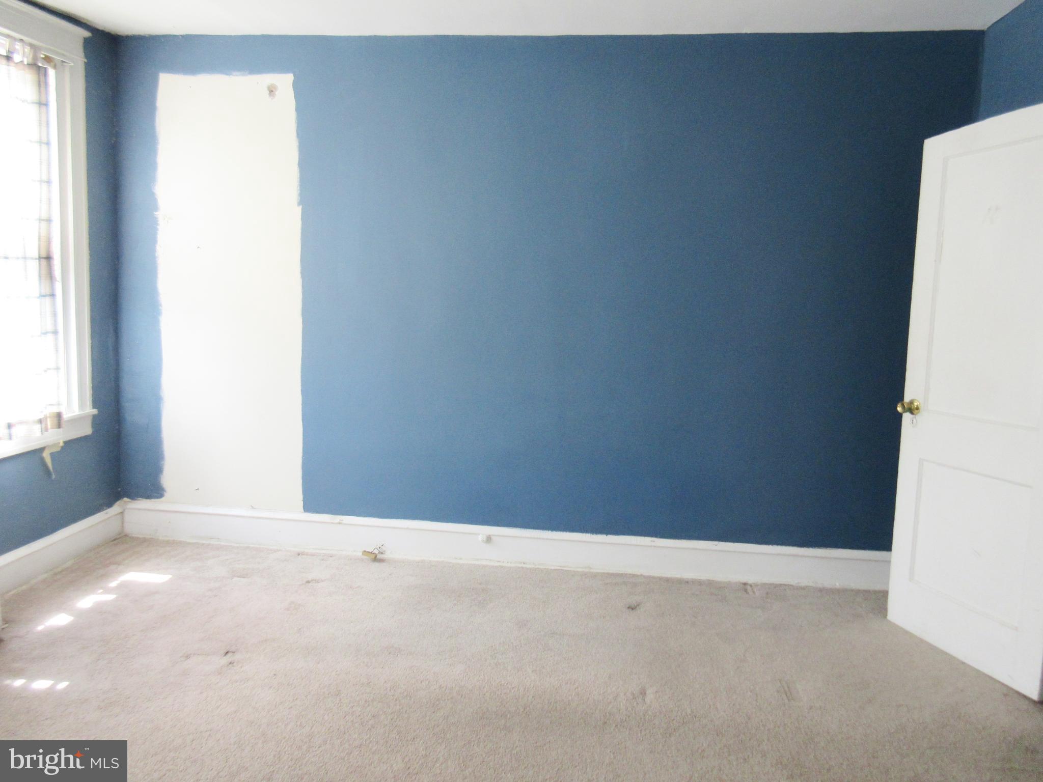 LAWNDALE - Residential