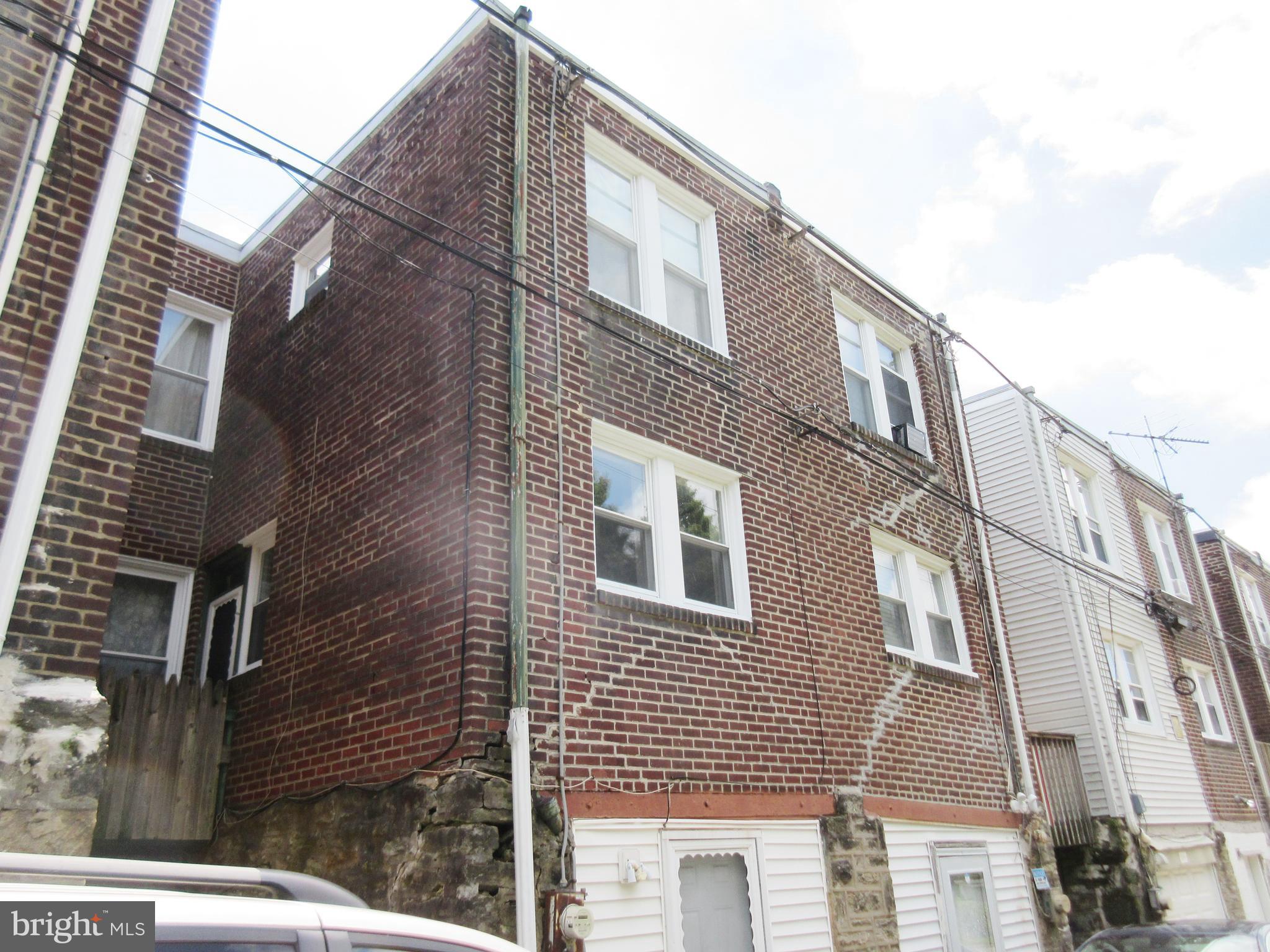 LAWNDALE - Residential