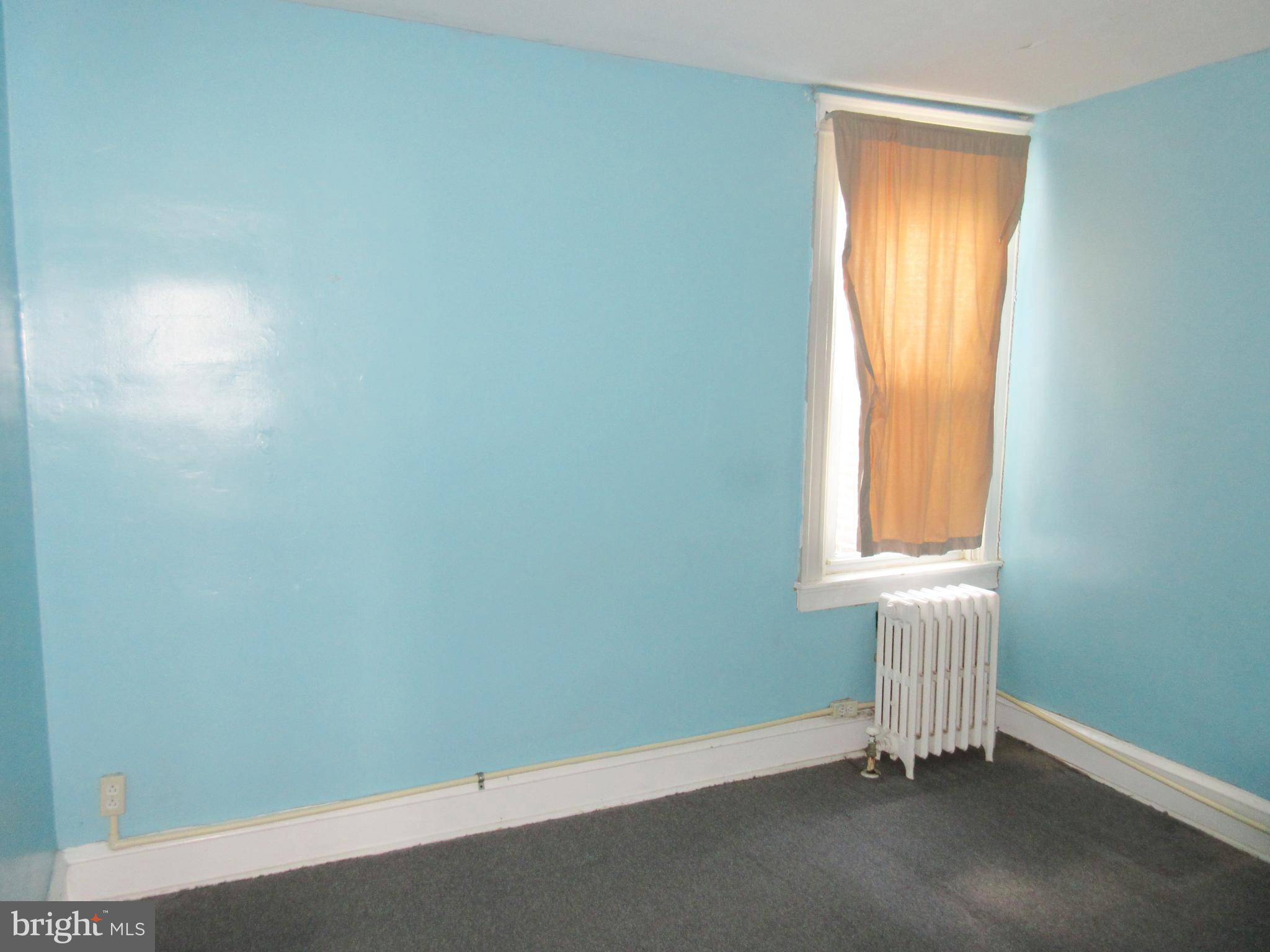 LAWNDALE - Residential