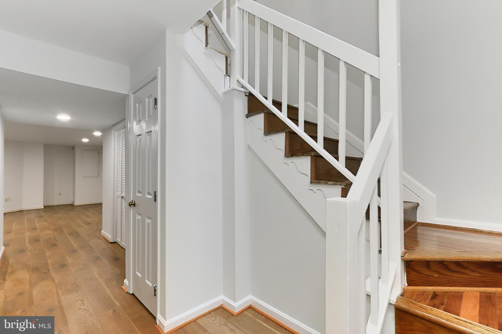 FAIR LAKES - Residential Lease