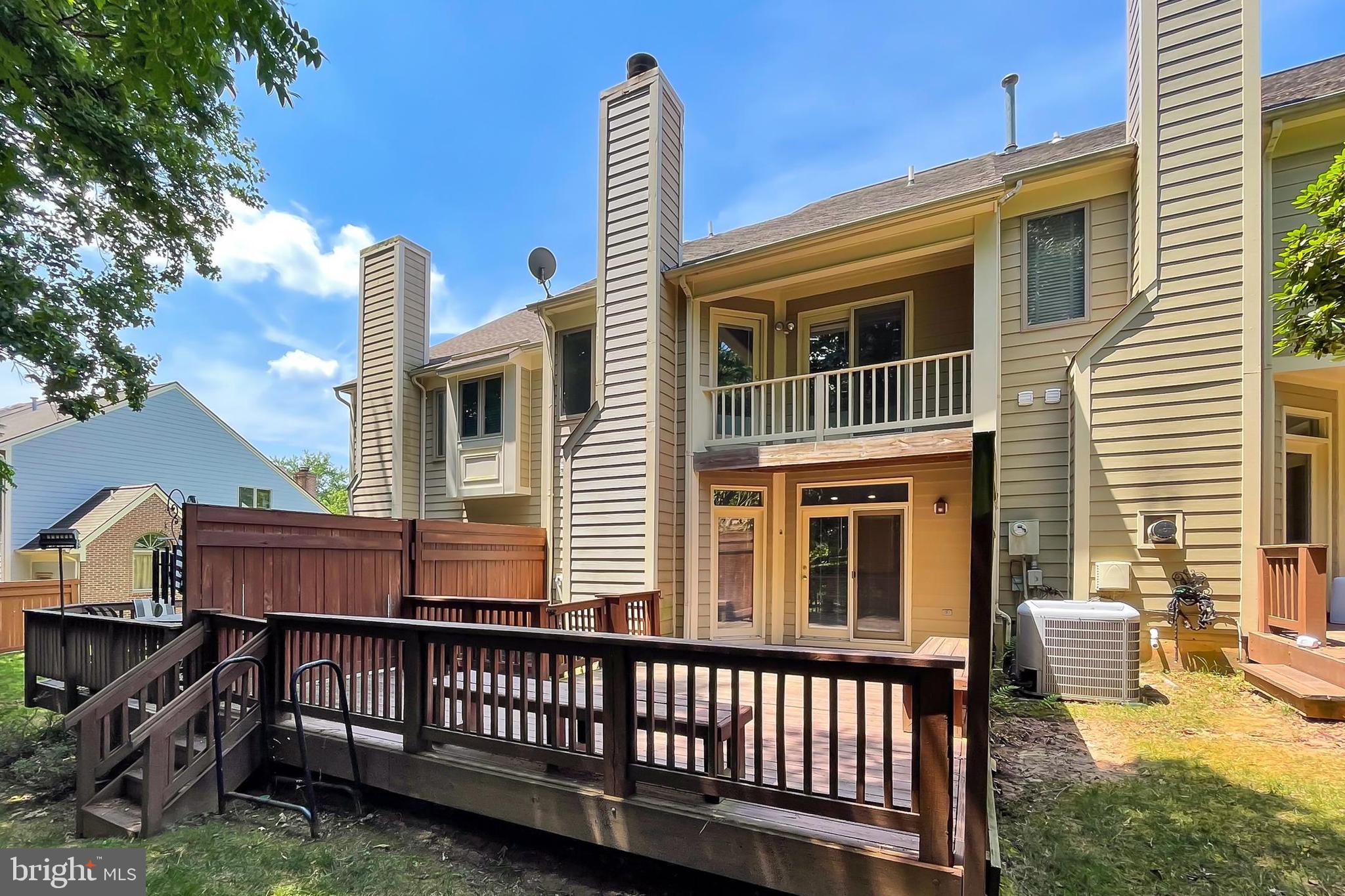 FAIR LAKES - Residential Lease