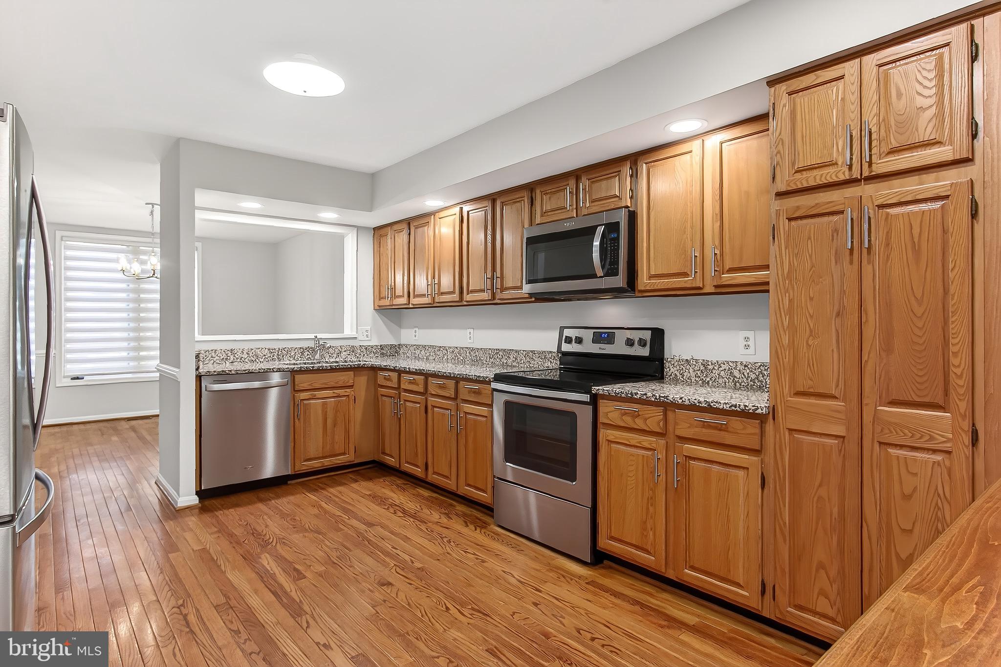 FAIR LAKES - Residential Lease