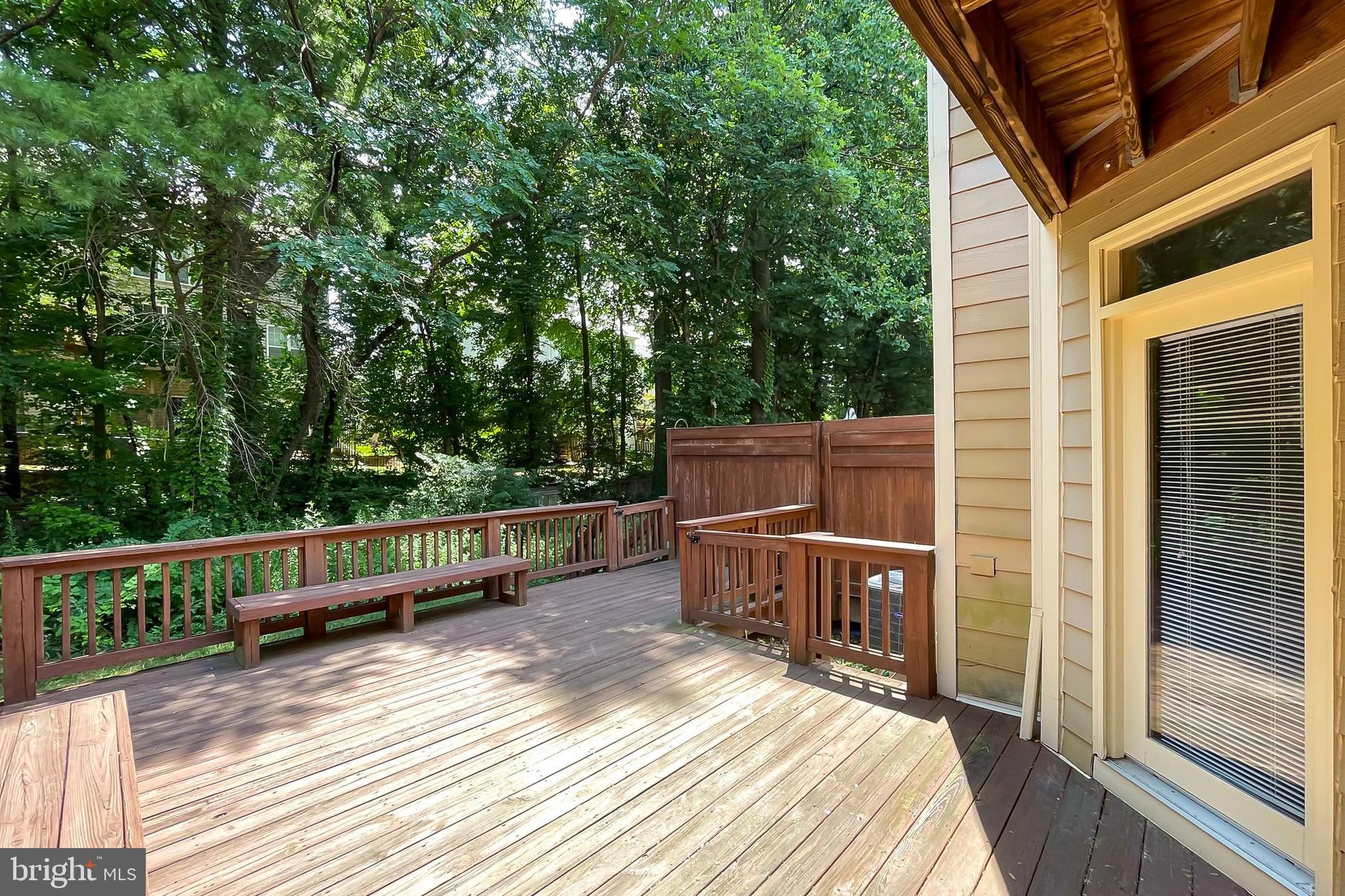 FAIR LAKES - Residential Lease