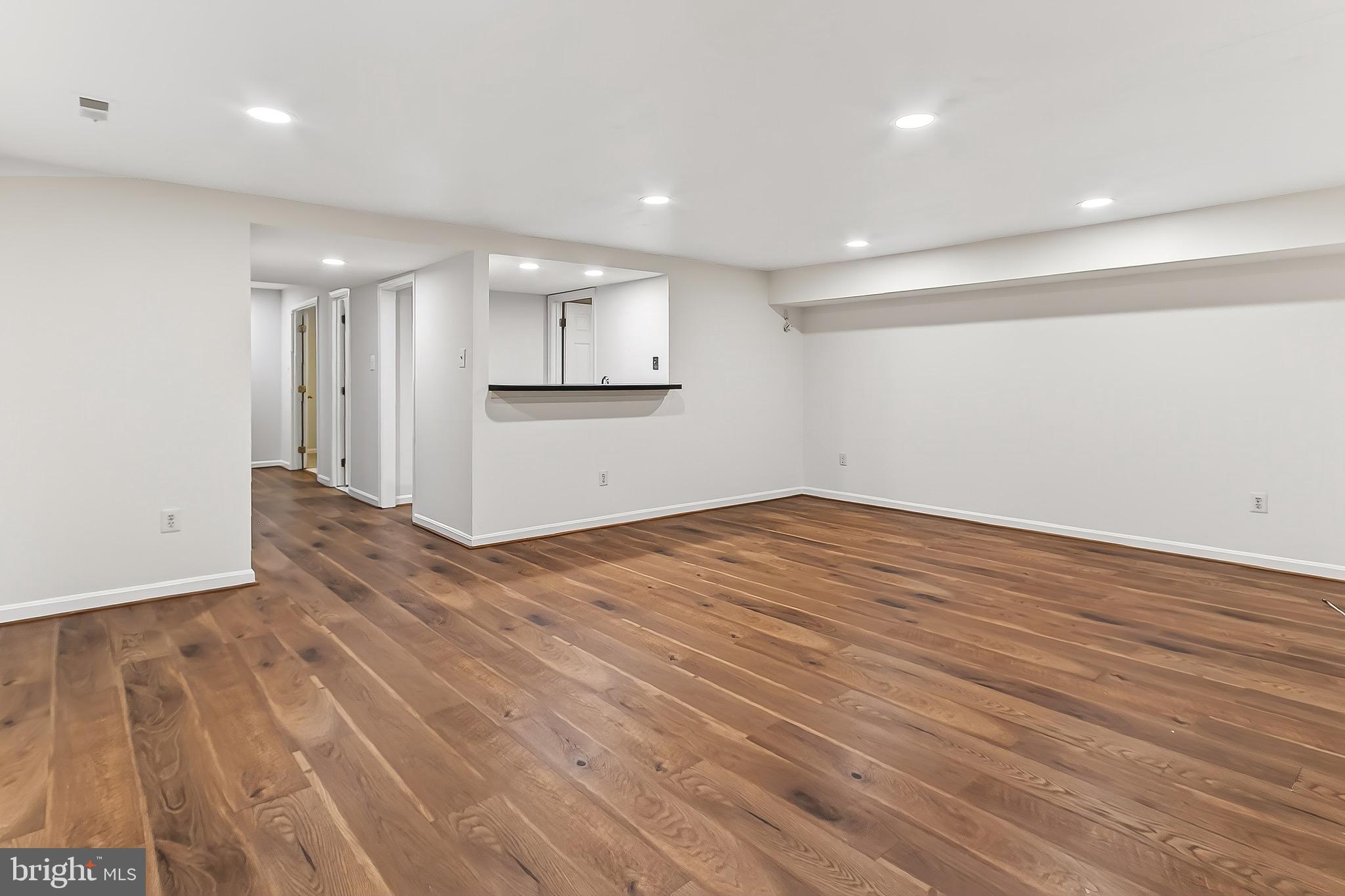 FAIR LAKES - Residential Lease