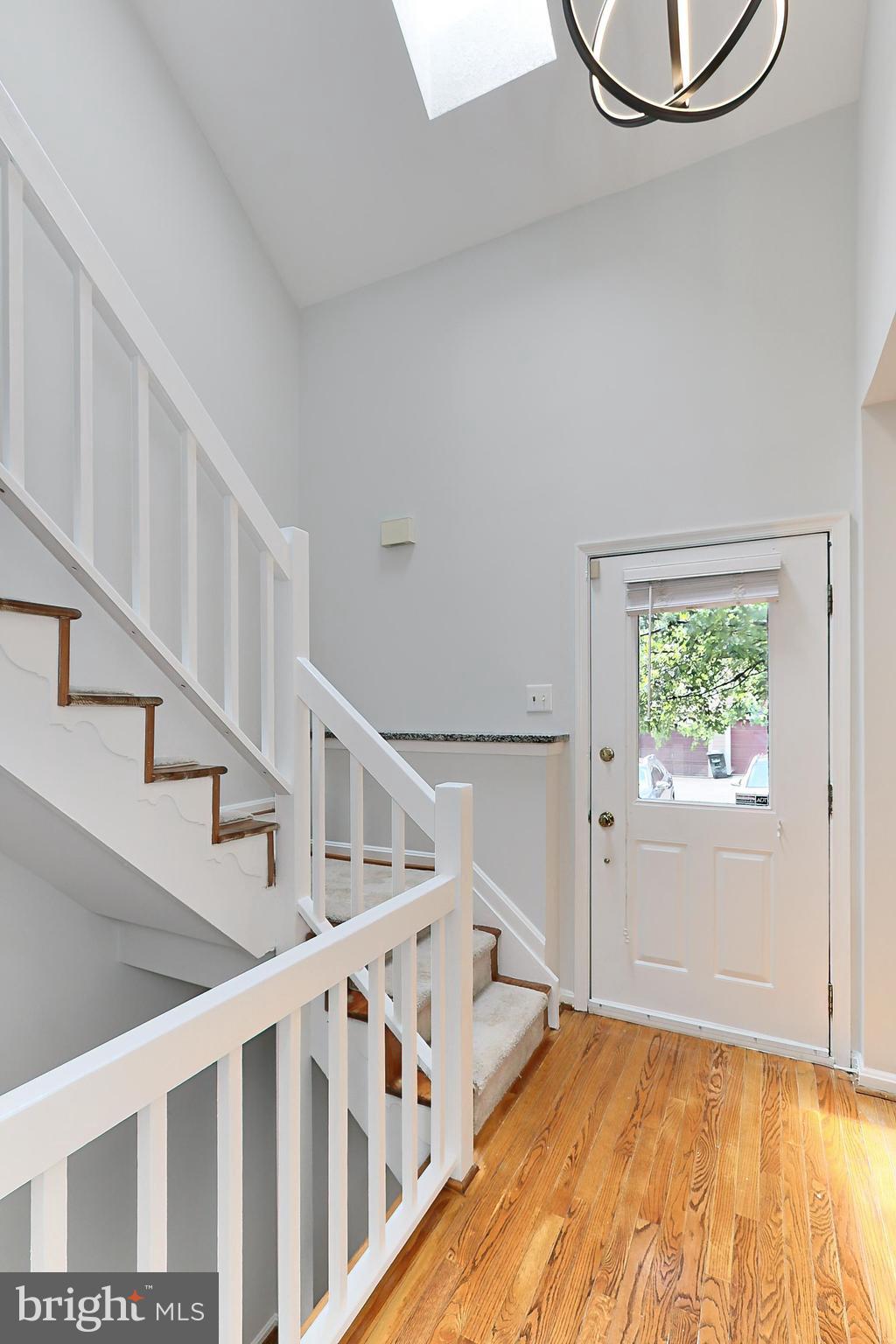 FAIR LAKES - Residential Lease