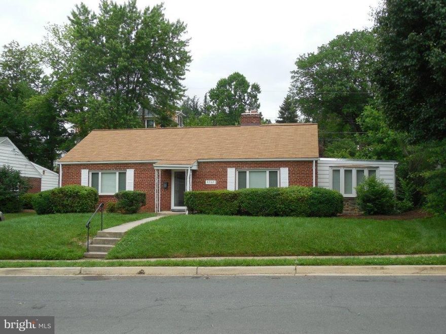 ABSOLUTELY NO PETS/SMOKERS!  Well maintained single family home in fantastic location near Marymount Univ.! Bus to metro nearby, short commute to E Fall Church metro, Ballston or McLean/DC. 2BR/1BA, 12x14 sunroom, living room with fireplace, updated kitchen and bath, rear patio. Attic storage, driveway parking, washer/dryer.  Gas heat, central air (except sunrm).