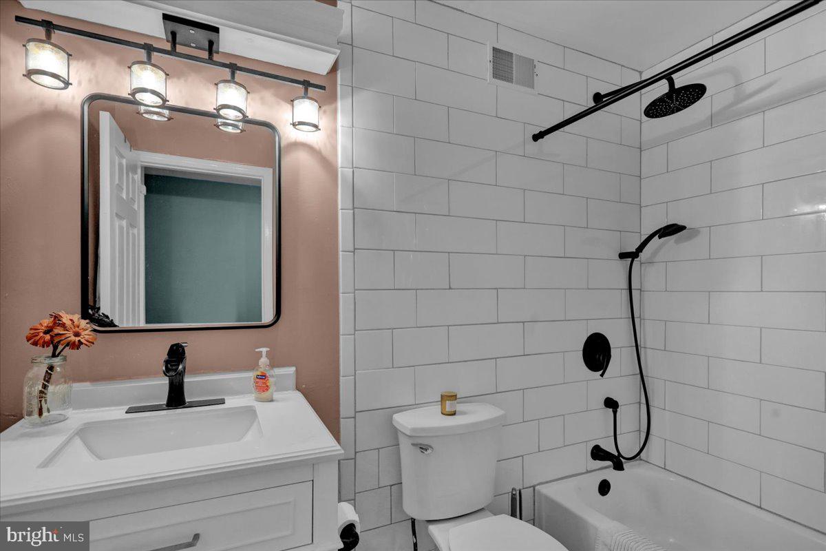 THE WOODS AT CALN - Residential